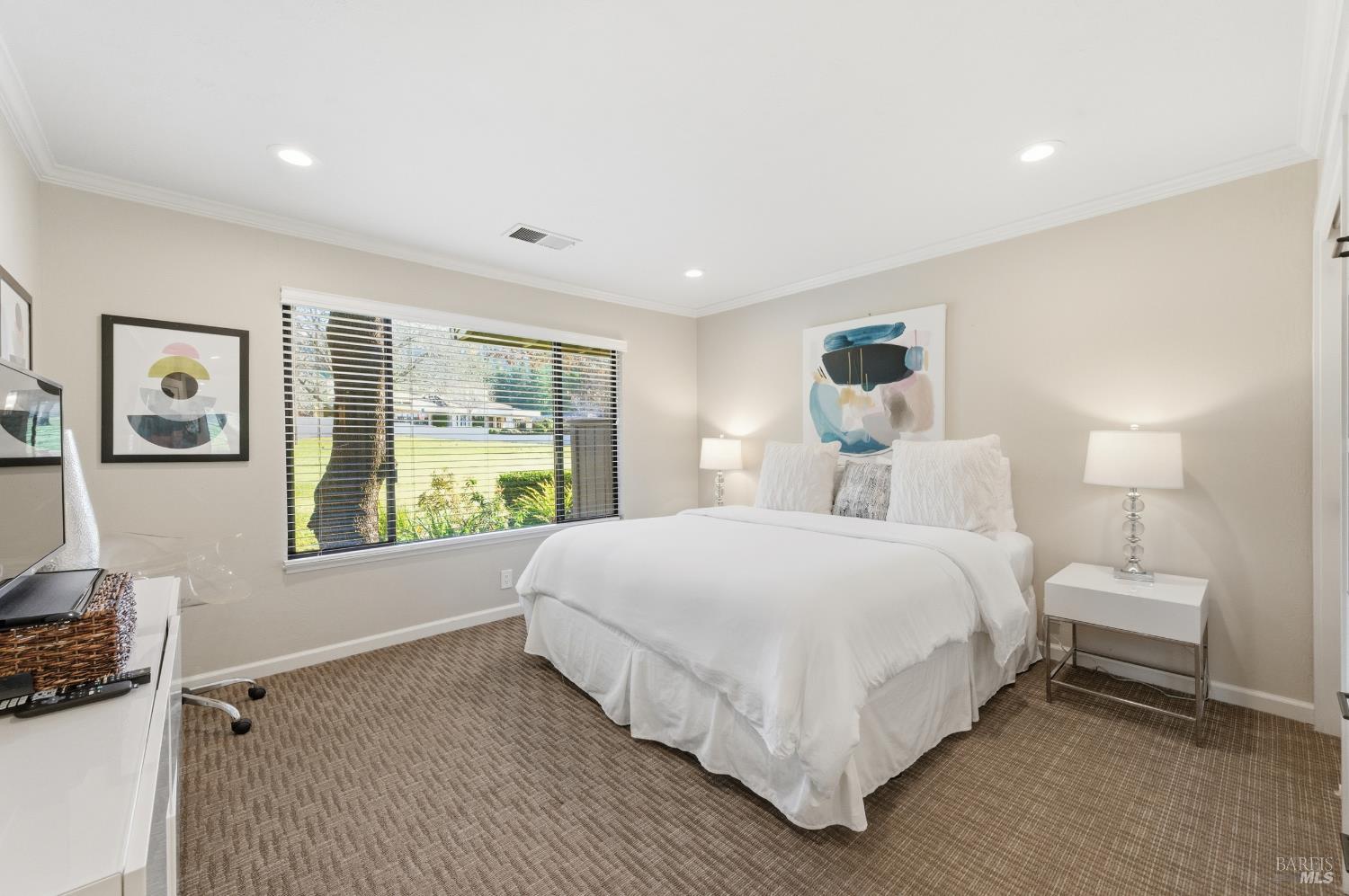 Detail Gallery Image 29 of 56 For 868 Oak Leaf Way, Napa,  CA 94558 - 2 Beds | 2 Baths