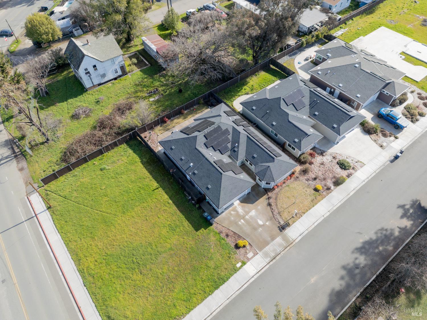 Detail Gallery Image 26 of 27 For 1407 Brothers Ln, Willits,  CA 95490 - 4 Beds | 2 Baths