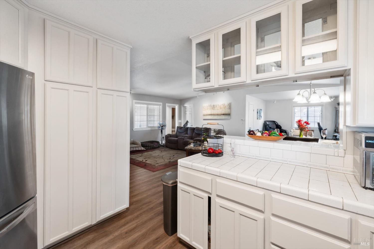 Detail Gallery Image 13 of 60 For 7672 Country Ln, Vacaville,  CA 95688 - 3 Beds | 3 Baths