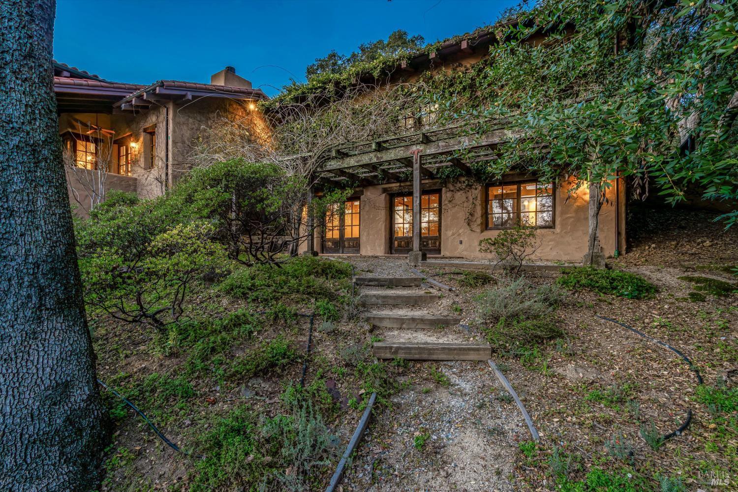 Detail Gallery Image 33 of 72 For 969 Rachael Rd, Sonoma,  CA 95476 - 4 Beds | 3/2 Baths