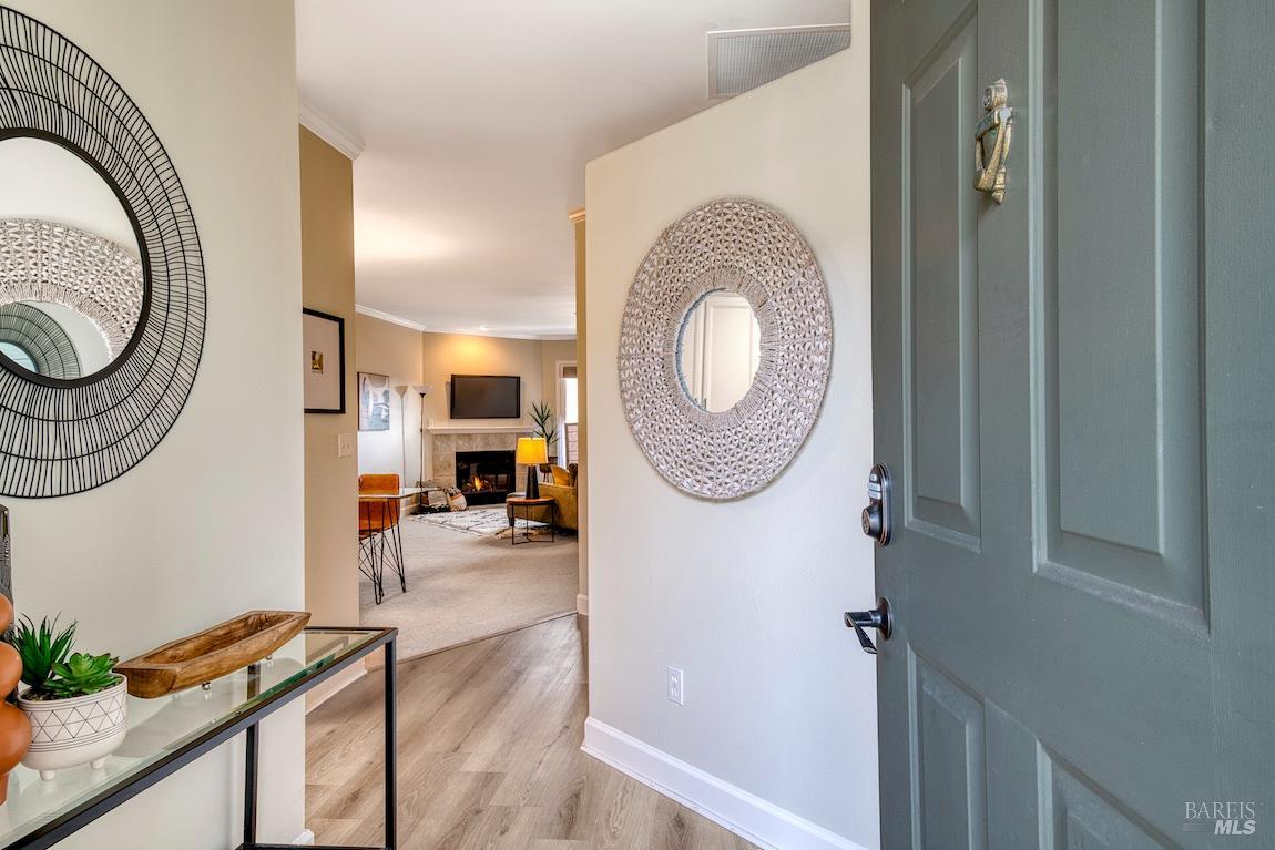Detail Gallery Image 3 of 28 For 1587 S Novato Blvd #308,  Novato,  CA 94947 - 2 Beds | 2 Baths