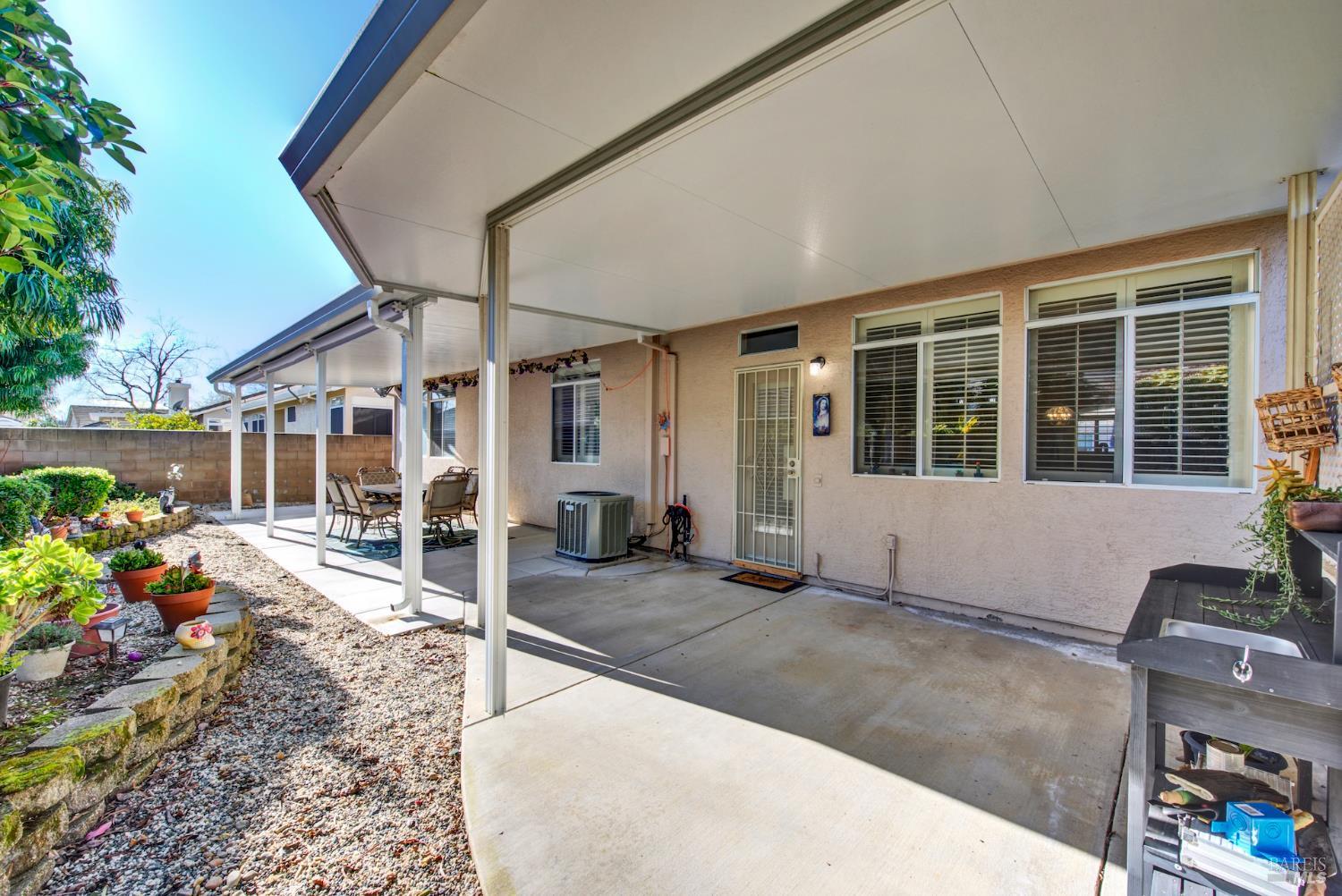 Detail Gallery Image 50 of 62 For 161 Currant Ln, Vacaville,  CA 95687 - 2 Beds | 2 Baths