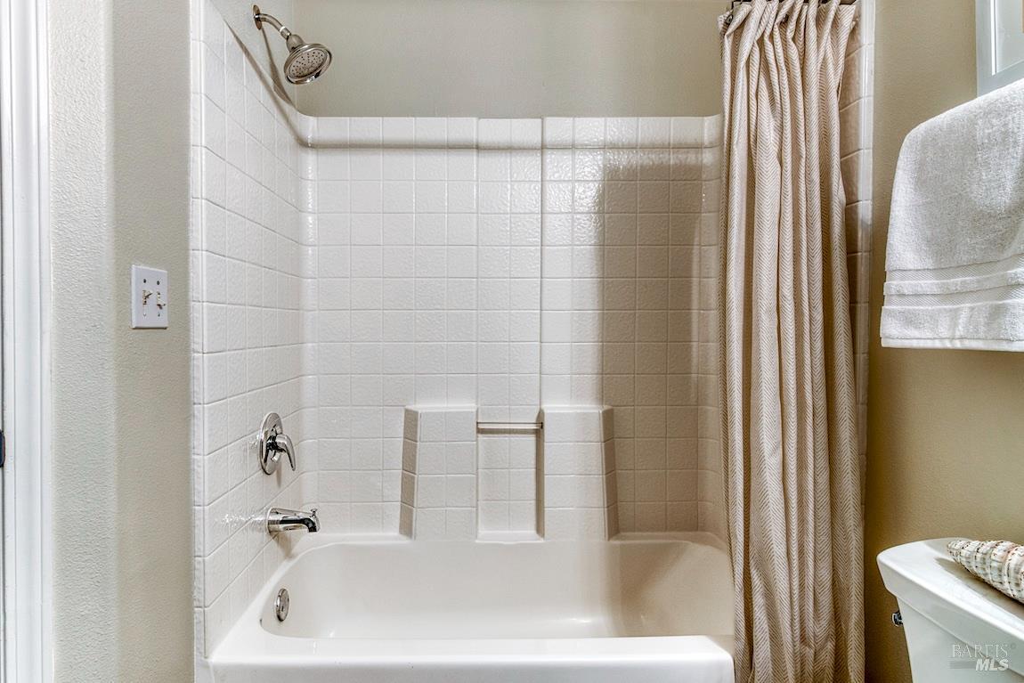 Detail Gallery Image 15 of 28 For 1587 S Novato Blvd #308,  Novato,  CA 94947 - 2 Beds | 2 Baths