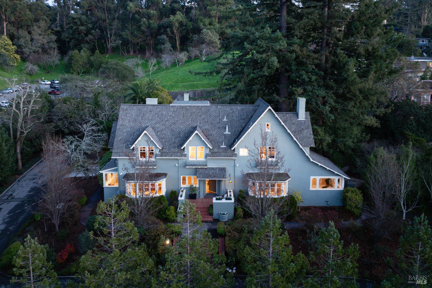 Detail Gallery Image 40 of 43 For 178 Palm Ave, San Rafael,  CA 94901 - 5 Beds | 3/2 Baths