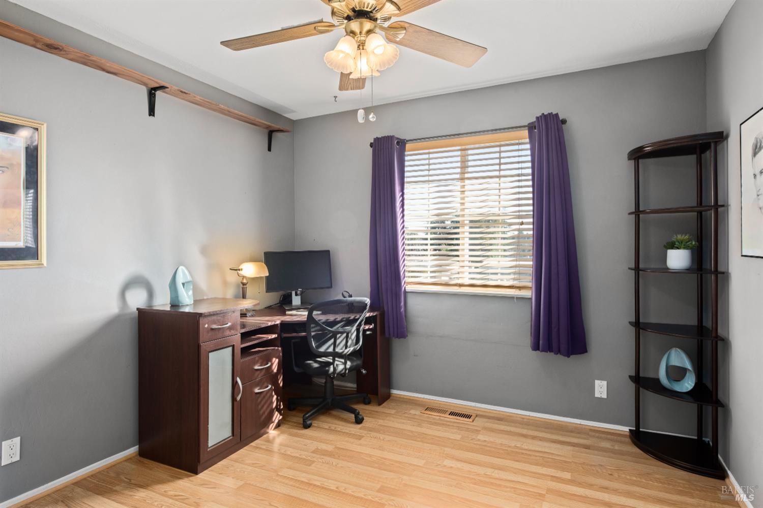 Detail Gallery Image 17 of 25 For 45 Buena Vis, Novato,  CA 94947 - 3 Beds | 2 Baths