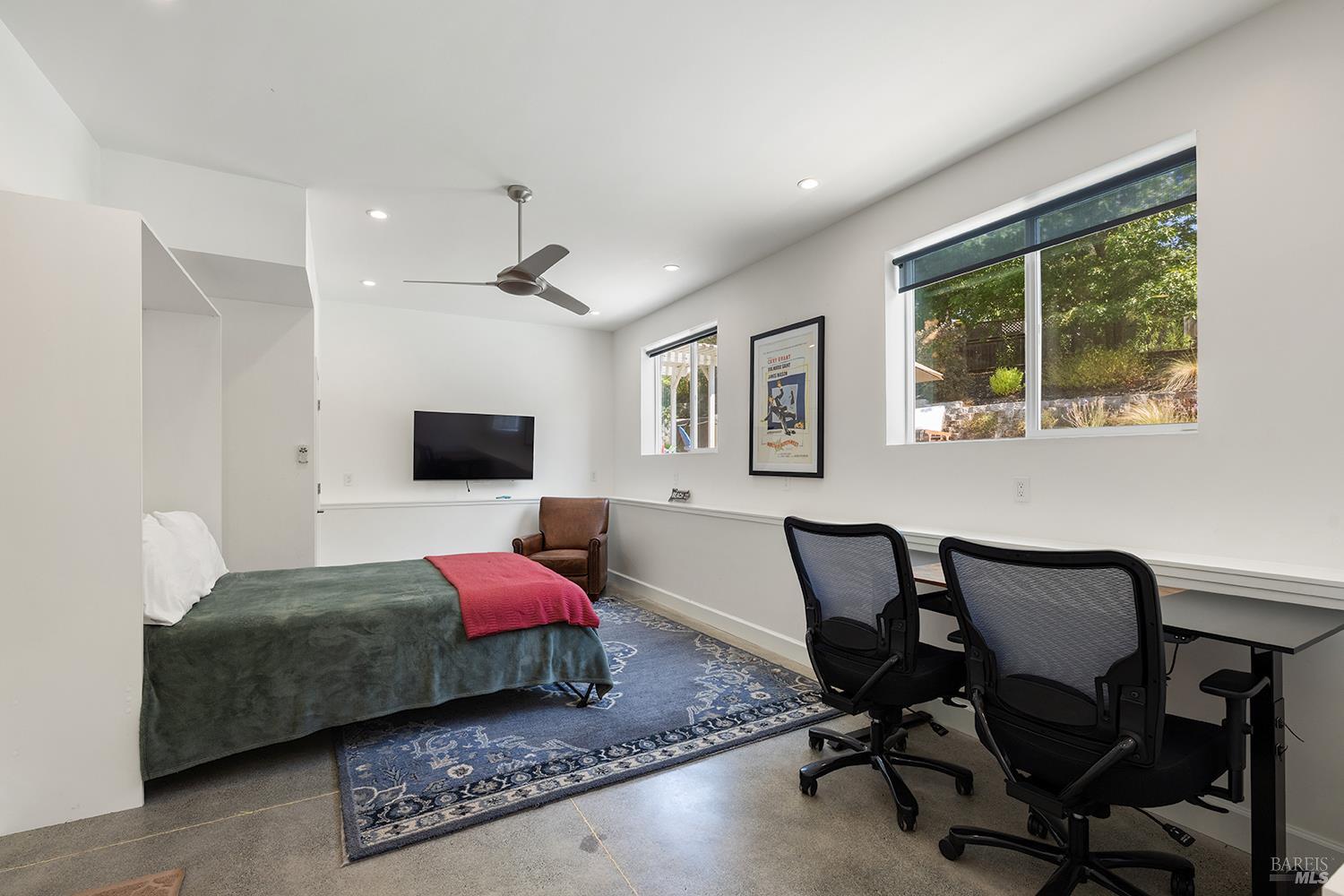 Detail Gallery Image 36 of 60 For 3991 Haven Ct, Sebastopol,  CA 95472 - 4 Beds | 2/1 Baths