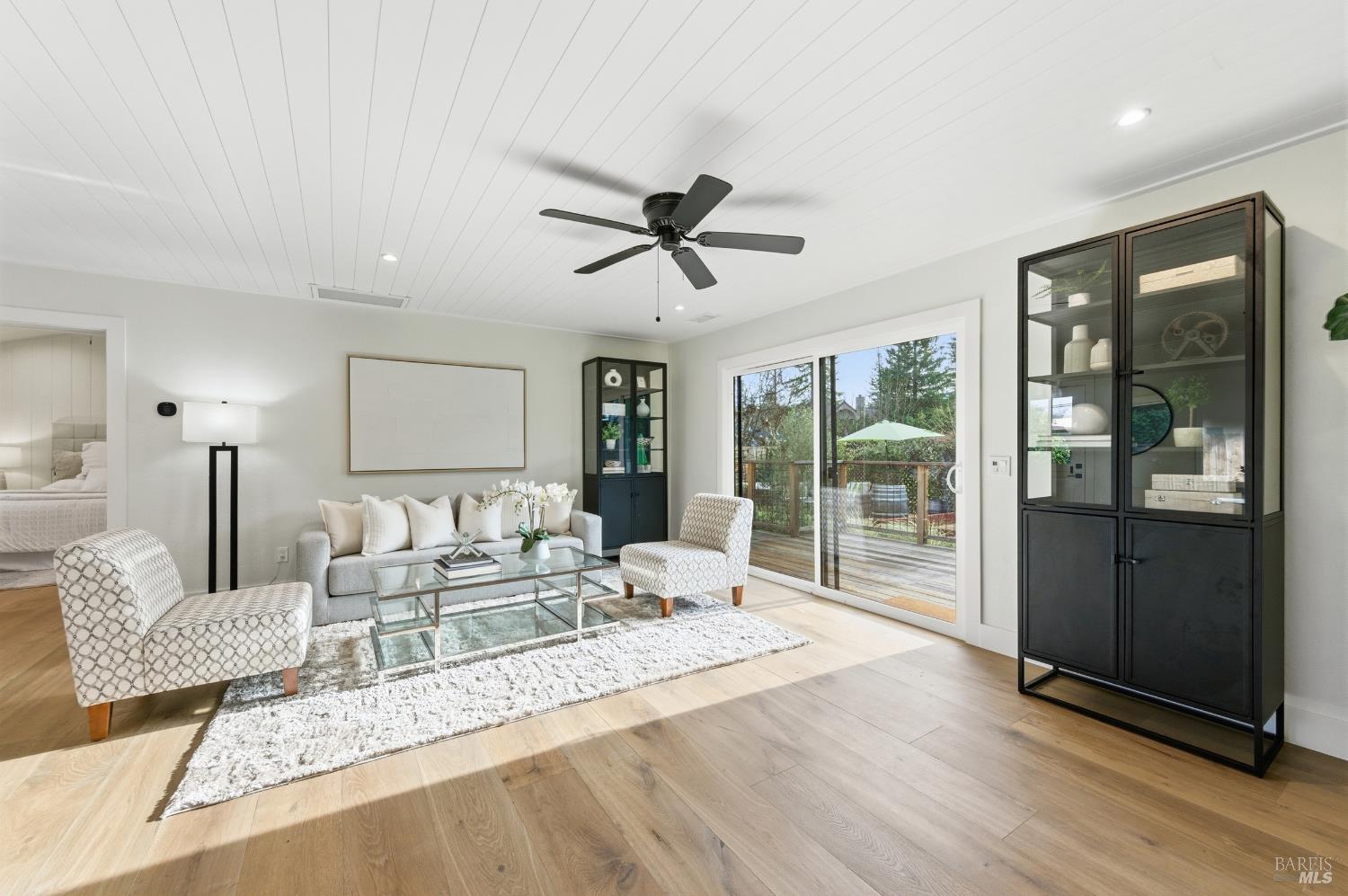 Detail Gallery Image 38 of 66 For 1123 Oak Ave, Saint Helena,  CA 94574 - 4 Beds | 4/2 Baths