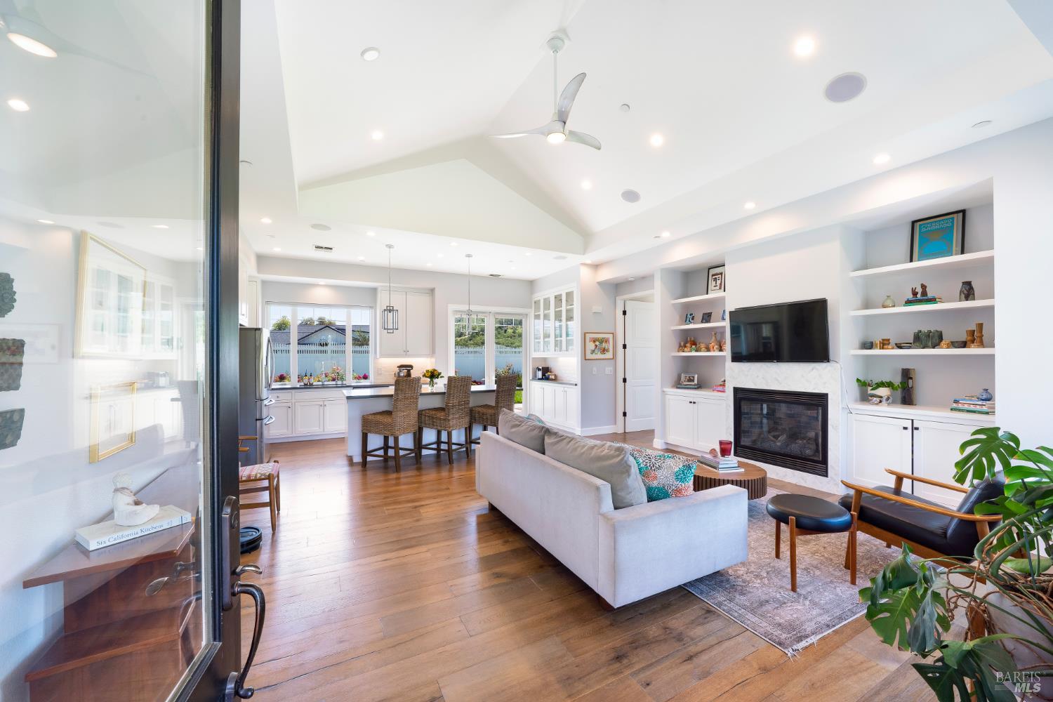 Detail Gallery Image 10 of 52 For 416 Royal Meadows Ct, Santa Rosa,  CA 95404 - 2 Beds | 2 Baths