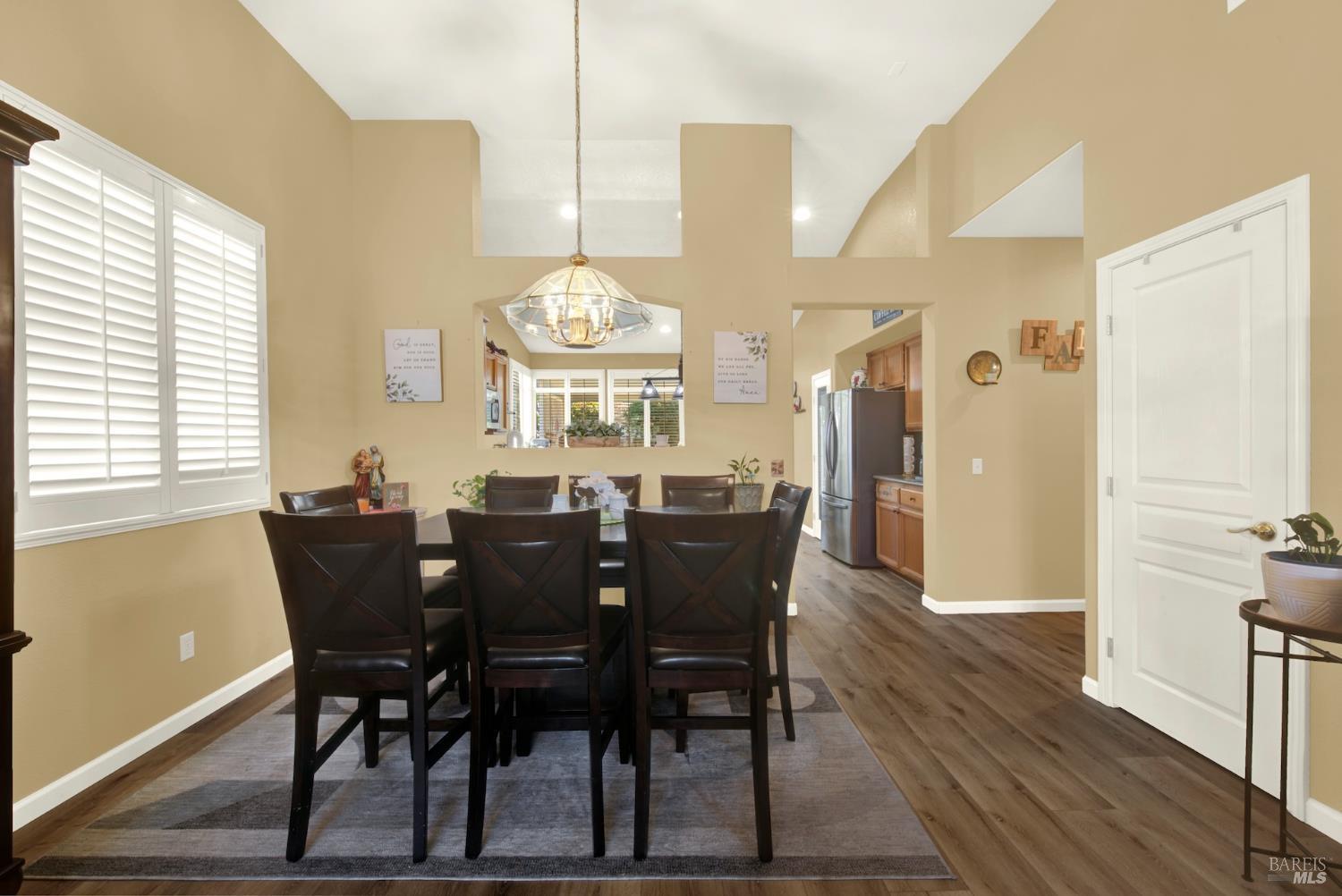 Detail Gallery Image 15 of 62 For 161 Currant Ln, Vacaville,  CA 95687 - 2 Beds | 2 Baths