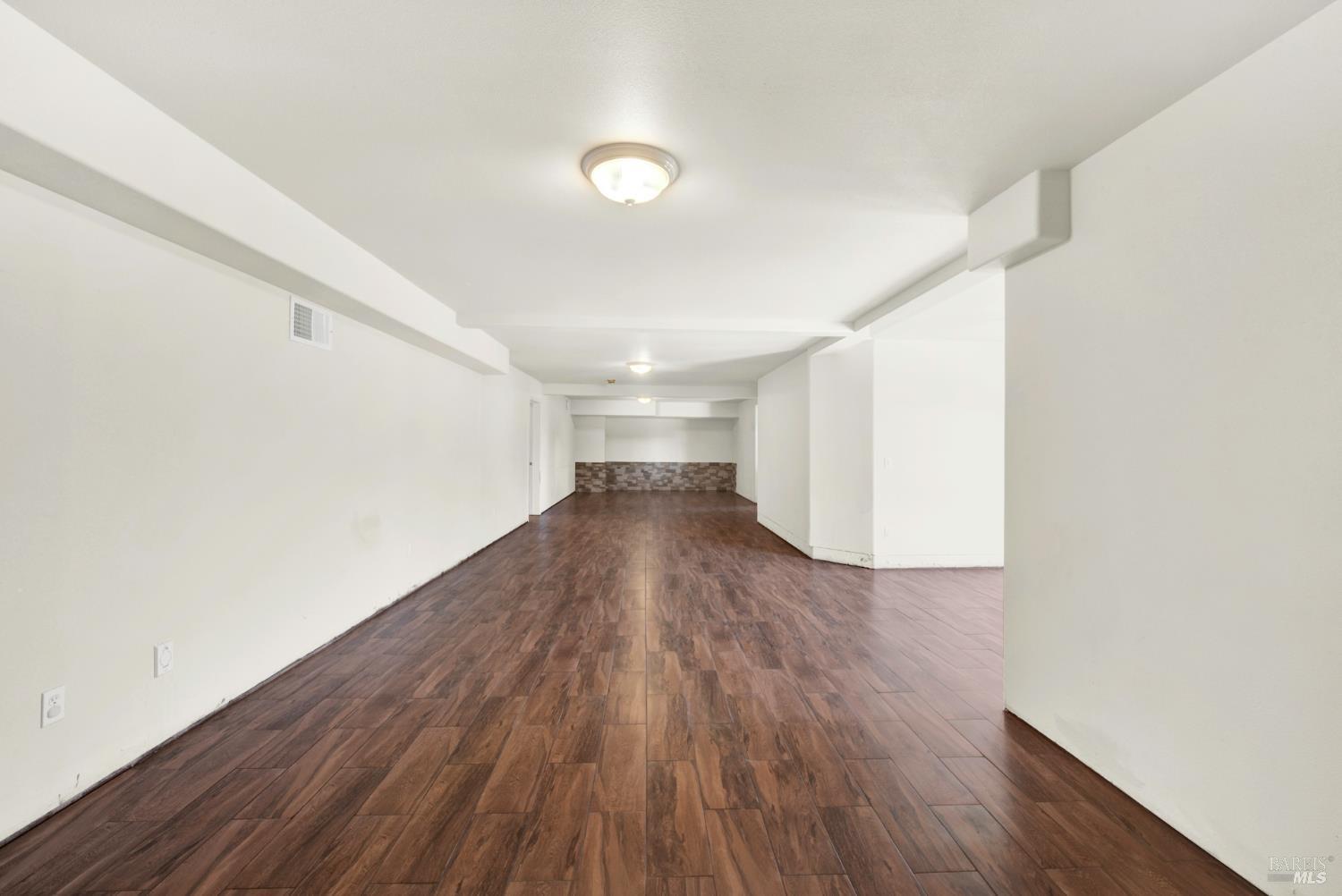 Detail Gallery Image 50 of 74 For 2136 Vineyard Hills Ct, Vacaville,  CA 95688 - 4 Beds | 3 Baths