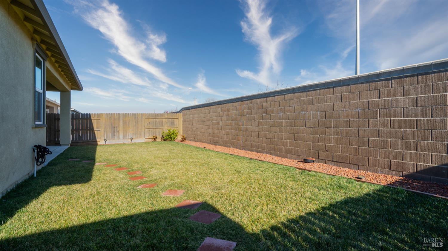 Detail Gallery Image 35 of 55 For 2274 Stars Dr, Rio Vista,  CA 94571 - 2 Beds | 2 Baths