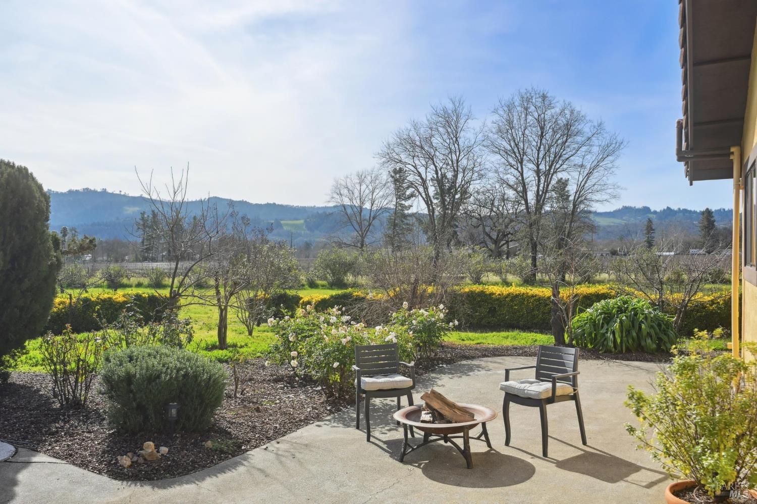 Detail Gallery Image 34 of 39 For 2550 Greenwood Ave, Calistoga,  CA 94515 - 4 Beds | 2/1 Baths