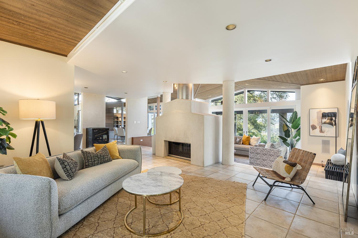 Detail Gallery Image 24 of 47 For 5815 Bennett Valley Rd, Santa Rosa,  CA 95404 - 4 Beds | 3/1 Baths