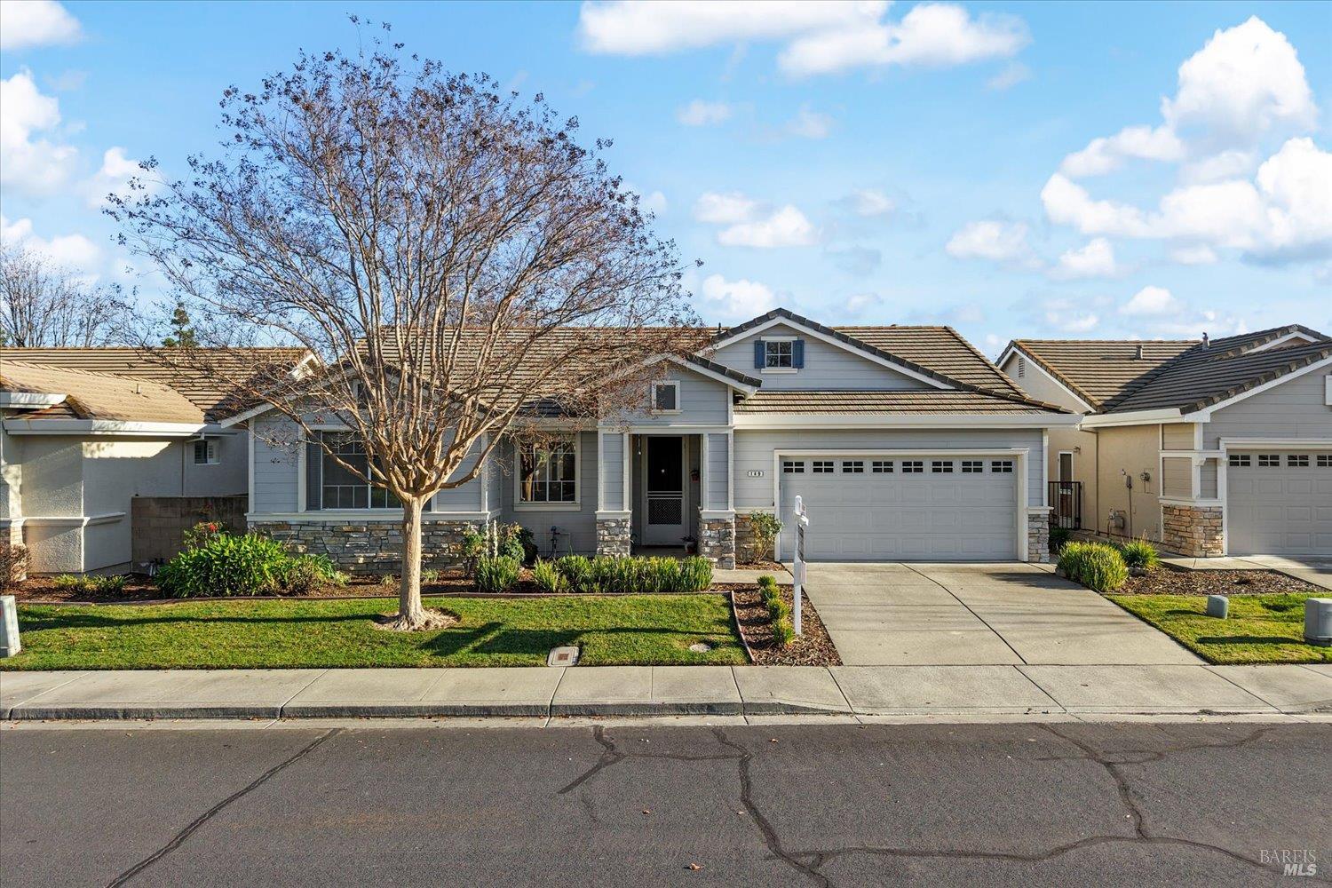 Detail Gallery Image 35 of 44 For 149 Currant Ln, Vacaville,  CA 95687 - 3 Beds | 2 Baths