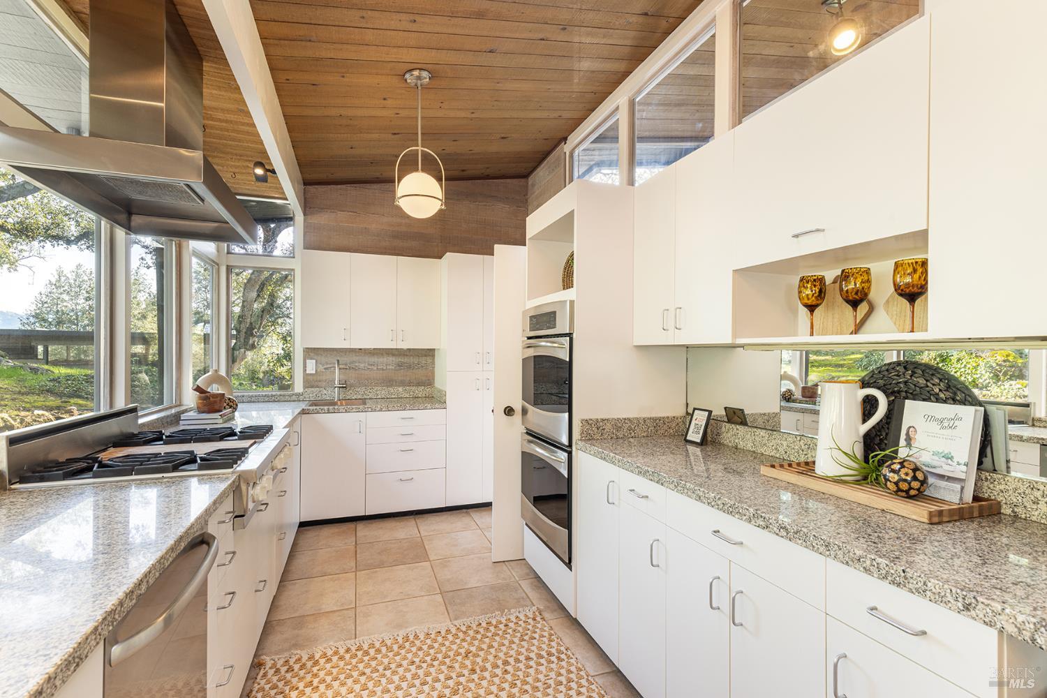 Detail Gallery Image 19 of 47 For 5815 Bennett Valley Rd, Santa Rosa,  CA 95404 - 4 Beds | 3/1 Baths