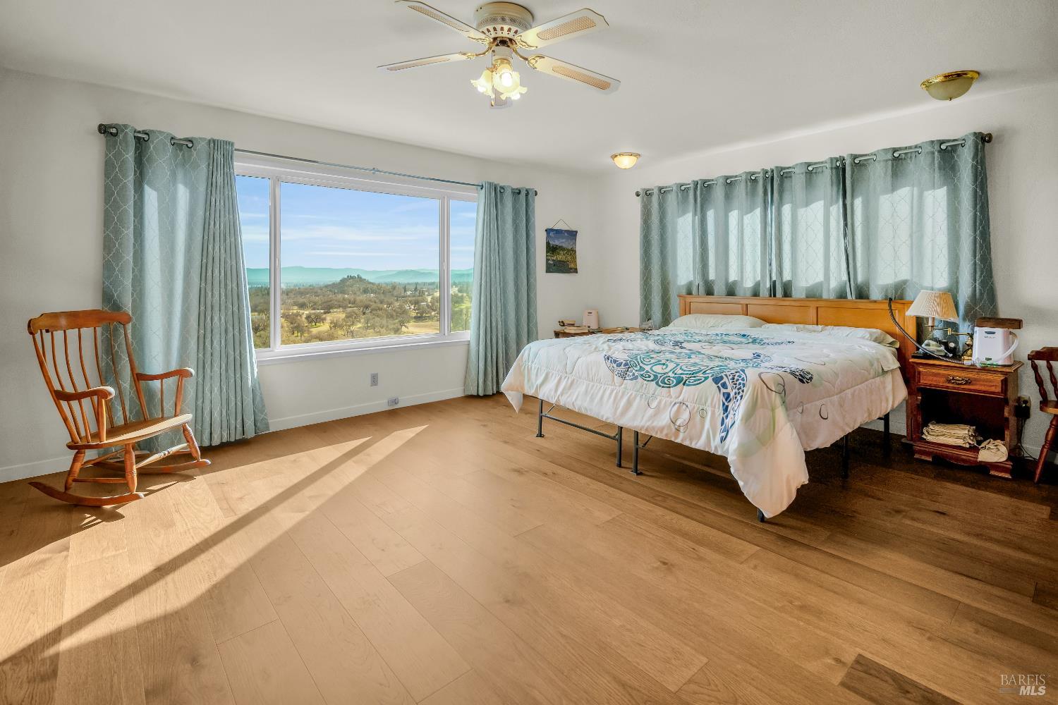 Detail Gallery Image 16 of 60 For 3774 Leal Dr, Lakeport,  CA 95453 - 4 Beds | 3 Baths