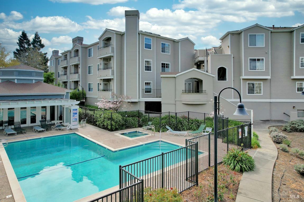 Detail Gallery Image 24 of 28 For 1587 S Novato Blvd #308,  Novato,  CA 94947 - 2 Beds | 2 Baths