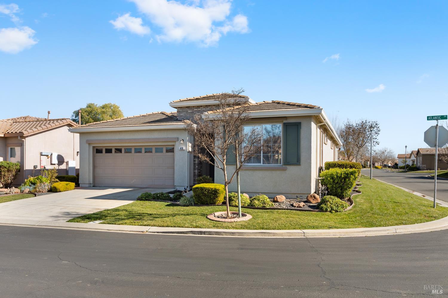 Detail Gallery Image 2 of 34 For 410 Atlantic Dr, Rio Vista,  CA 94571 - 2 Beds | 2 Baths