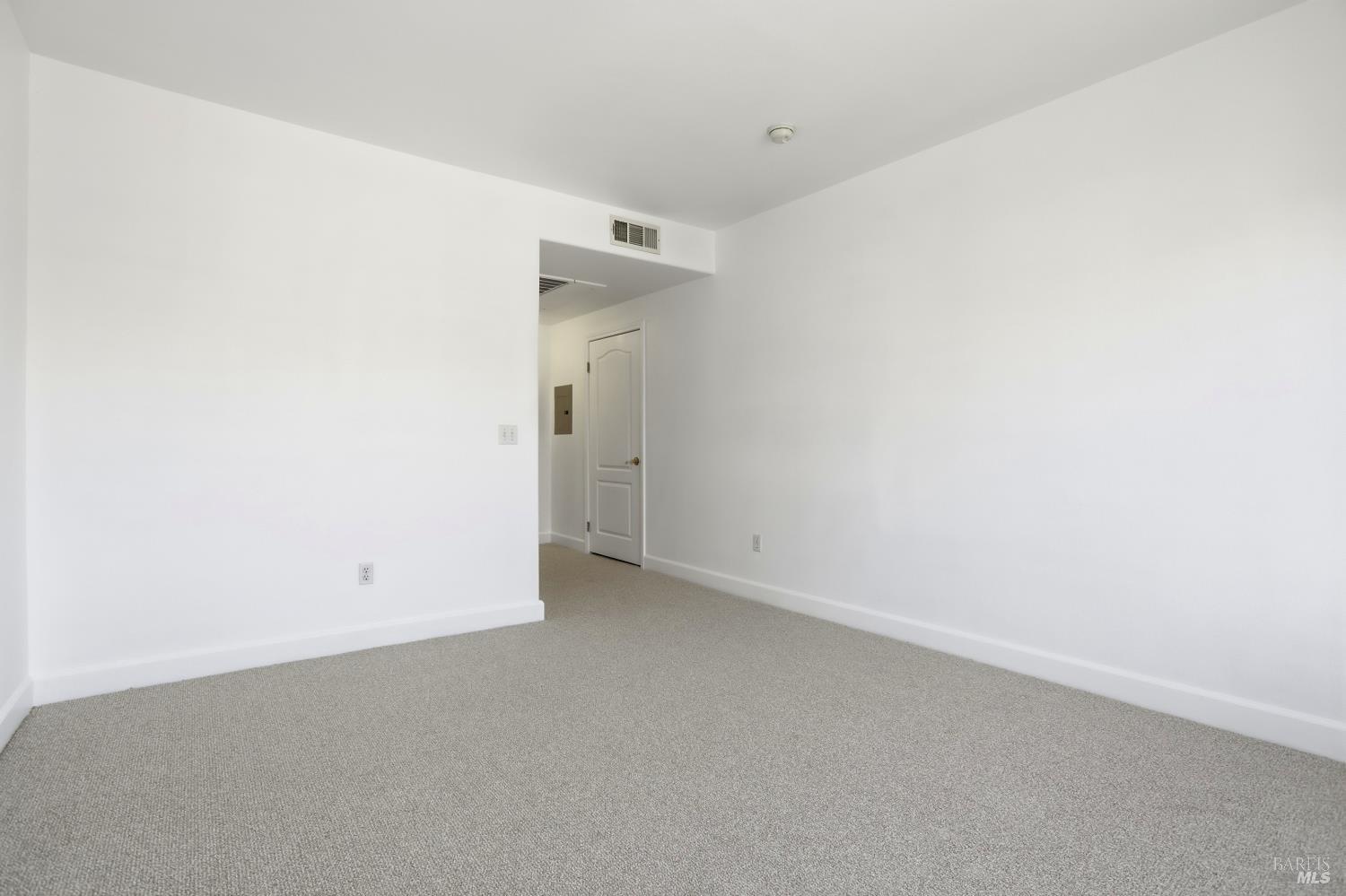 Detail Gallery Image 18 of 35 For 852 Diablo Ave #304,  Novato,  CA 94947 - 2 Beds | 2 Baths