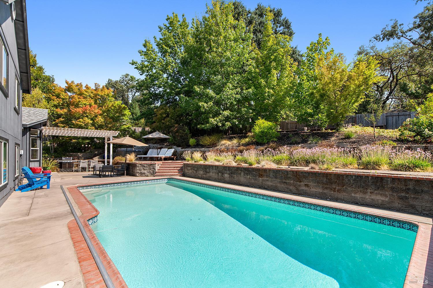 Detail Gallery Image 46 of 60 For 3991 Haven Ct, Sebastopol,  CA 95472 - 4 Beds | 2/1 Baths