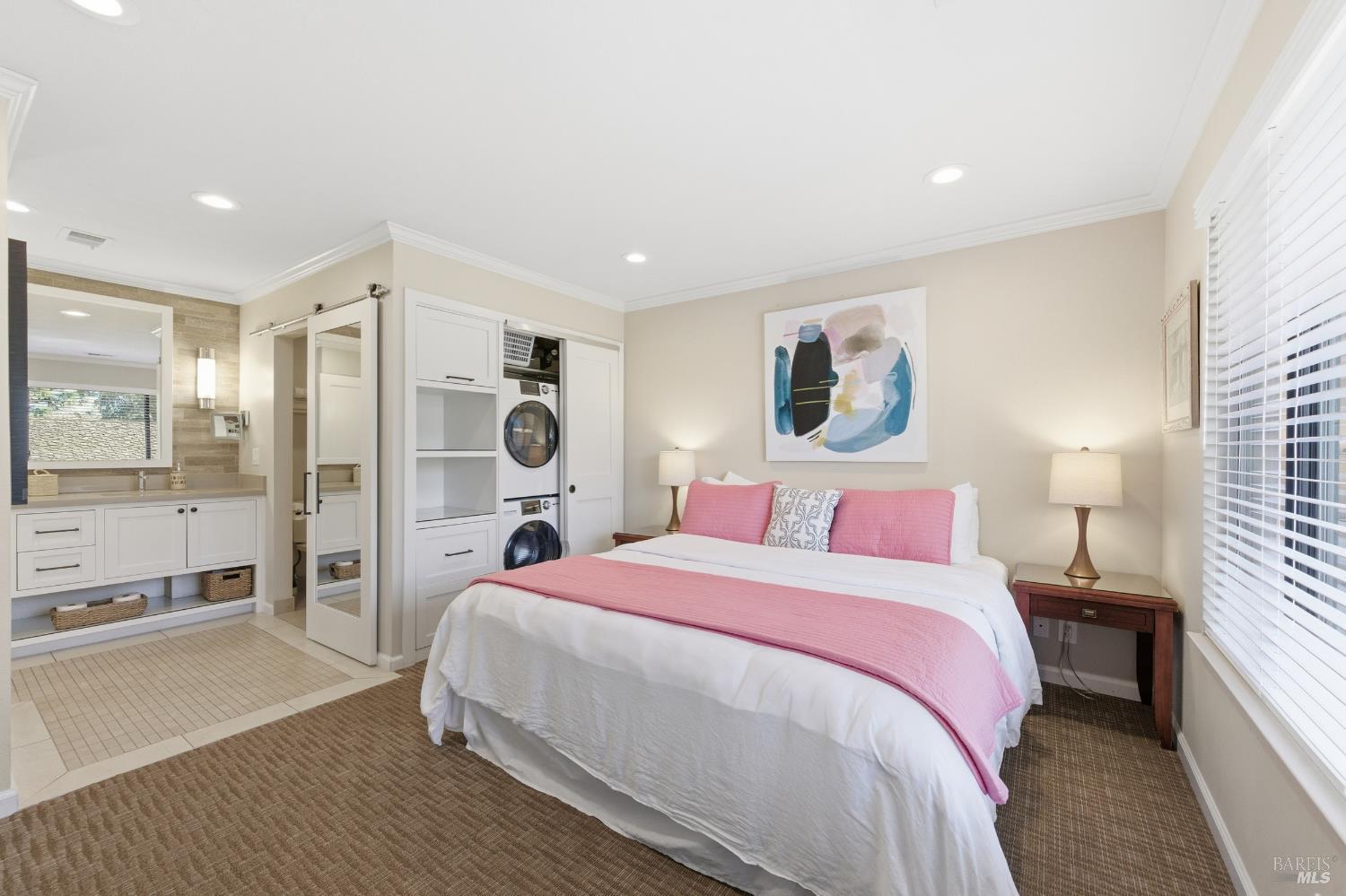 Detail Gallery Image 22 of 56 For 868 Oak Leaf Way, Napa,  CA 94558 - 2 Beds | 2 Baths