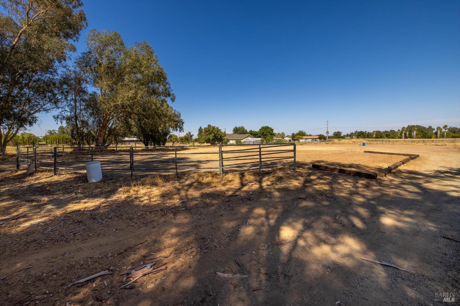 Detail Gallery Image 45 of 60 For 7672 Country Ln, Vacaville,  CA 95688 - 3 Beds | 3 Baths