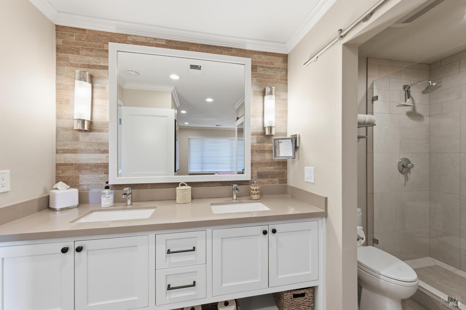 Detail Gallery Image 26 of 56 For 868 Oak Leaf Way, Napa,  CA 94558 - 2 Beds | 2 Baths