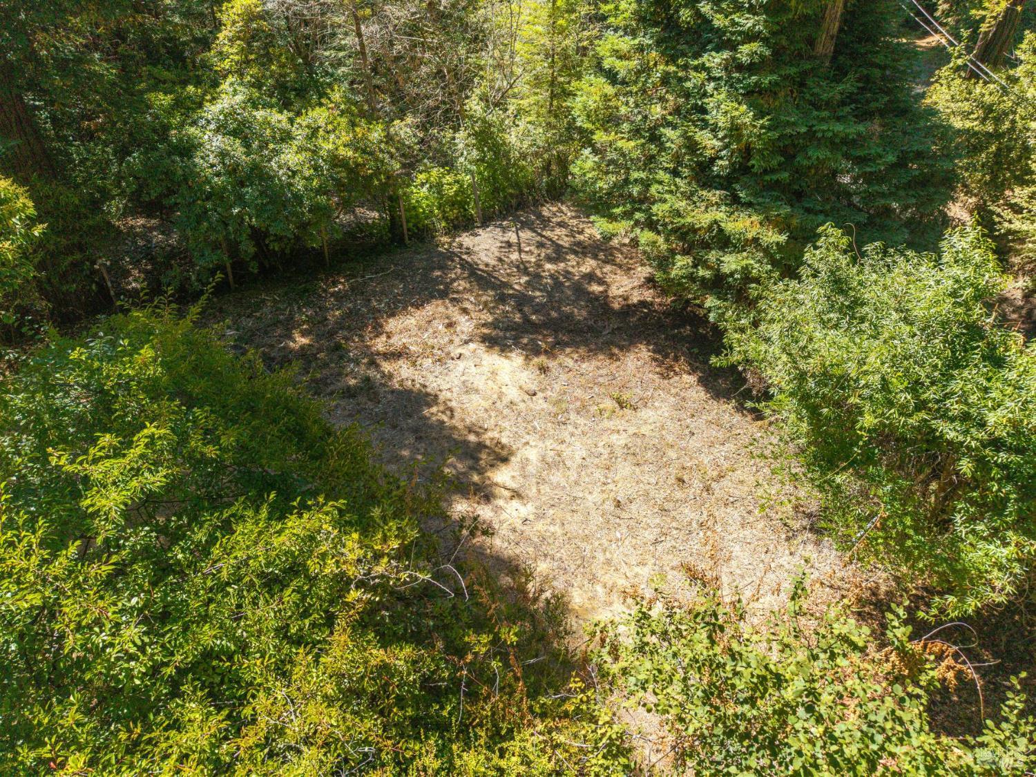 Detail Gallery Image 12 of 59 For 11 Kidd Creek Rd, Cazadero,  CA 95421 - 1 Beds | 1 Baths