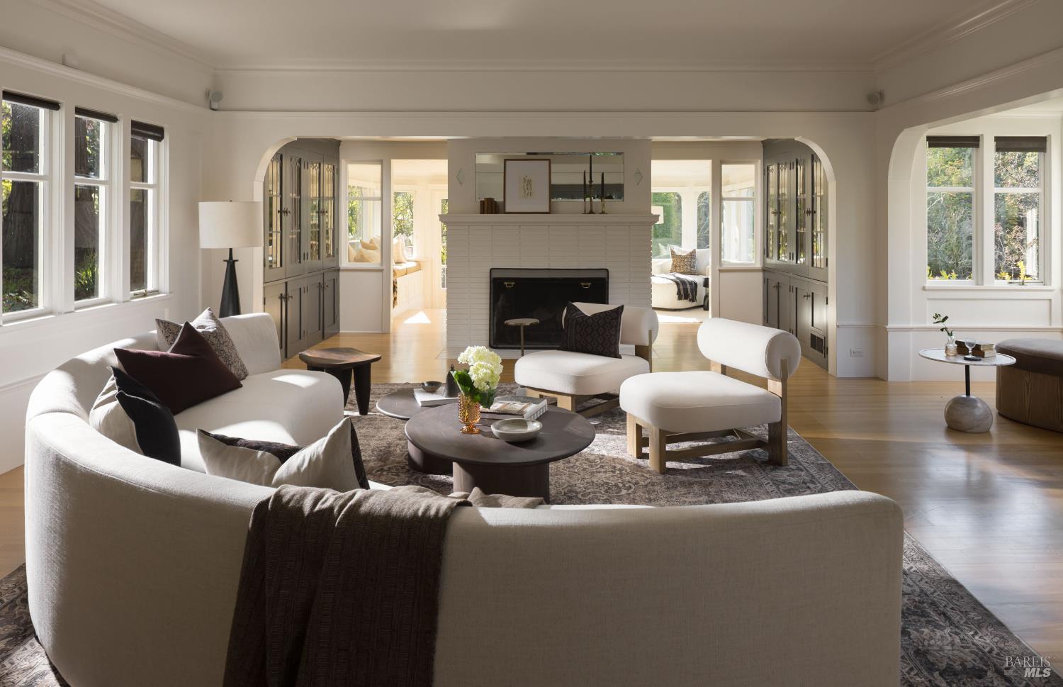 Detail Gallery Image 4 of 43 For 178 Palm Ave, San Rafael,  CA 94901 - 5 Beds | 3/2 Baths