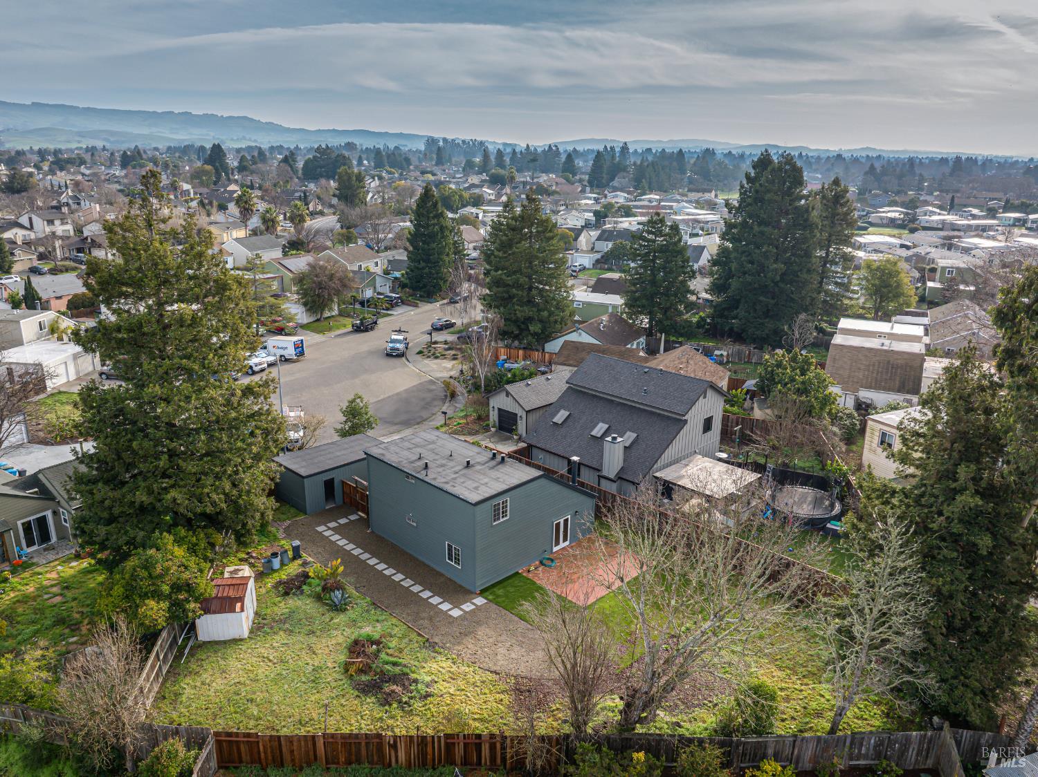 Detail Gallery Image 29 of 31 For 125 Saratoga Ct, Petaluma,  CA 94954 - 4 Beds | 2 Baths