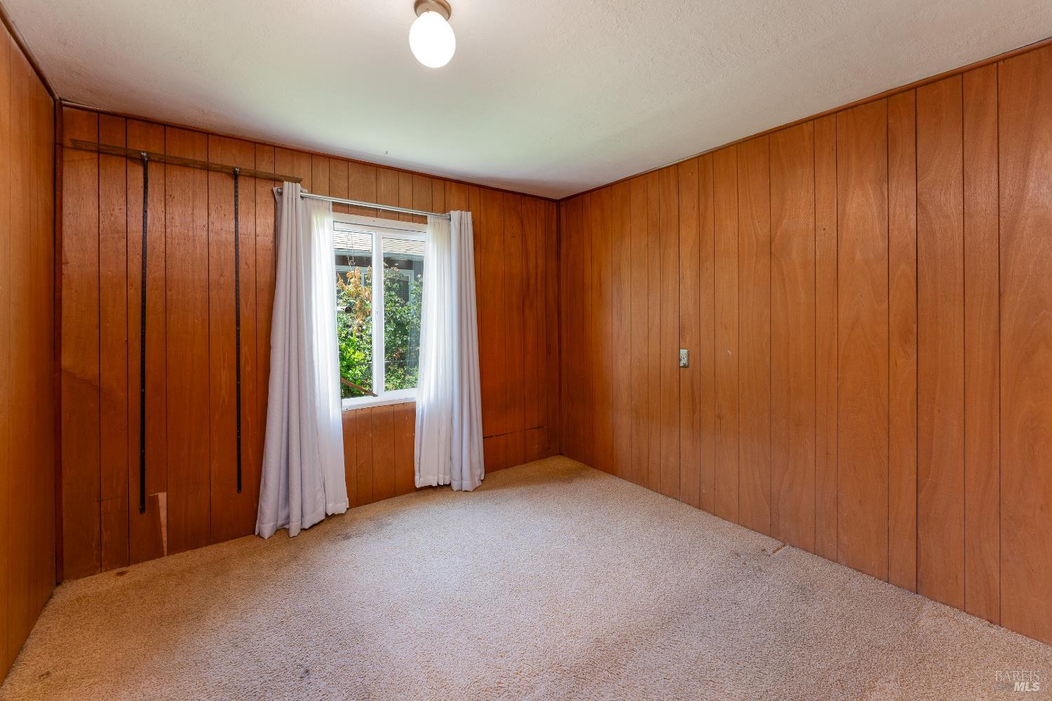 Detail Gallery Image 9 of 18 For 80 Fort Bragg Rd, Willits,  CA 95490 - 3 Beds | 1 Baths