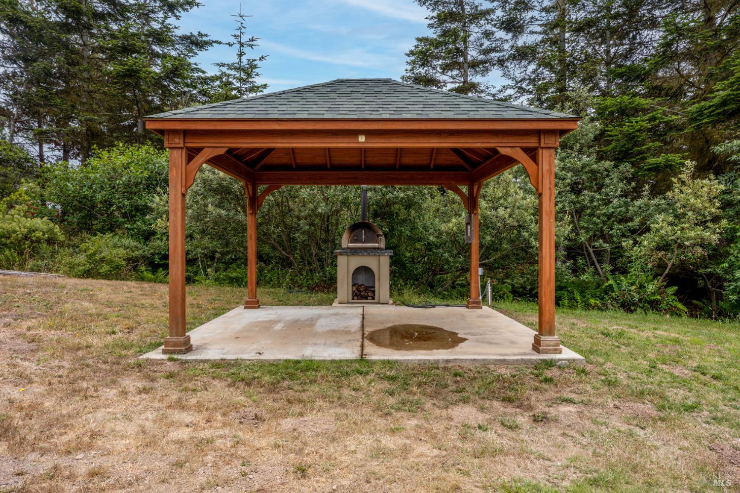 Detail Gallery Image 25 of 28 For 15741 Forest View Rd, Manchester,  CA 95459 - 3 Beds | 2 Baths