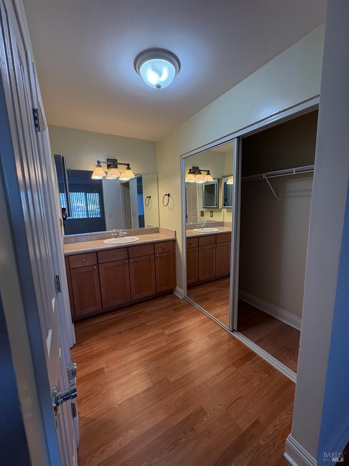 Detail Gallery Image 13 of 15 For 297 Enterprise Dr, Rohnert Park,  CA 94928 - 2 Beds | 2 Baths