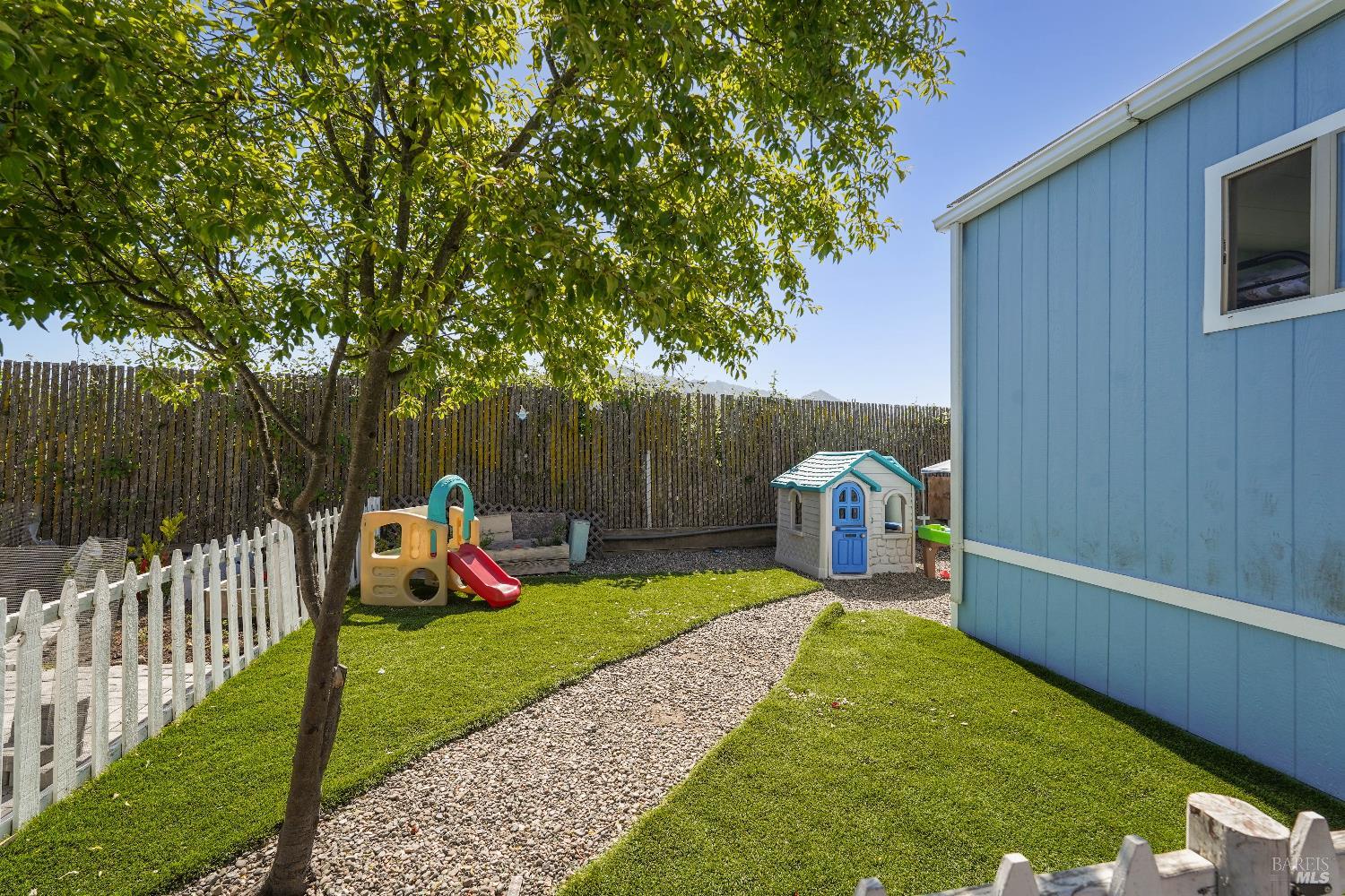 Detail Gallery Image 30 of 38 For 324 Pear Ln, Santa Rosa,  CA 95407 - 3 Beds | 2 Baths