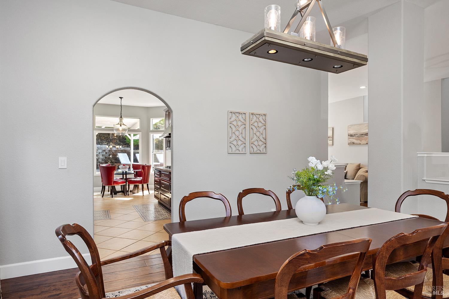 Detail Gallery Image 11 of 60 For 3991 Haven Ct, Sebastopol,  CA 95472 - 4 Beds | 2/1 Baths