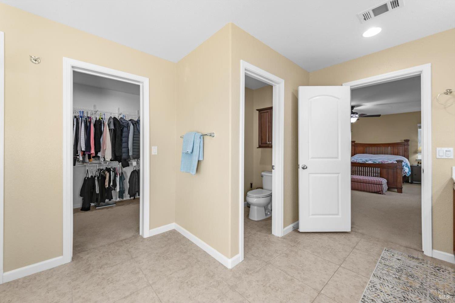 Detail Gallery Image 35 of 59 For 7079 Westminster Ct, Vacaville,  CA 95687 - 4 Beds | 2/1 Baths