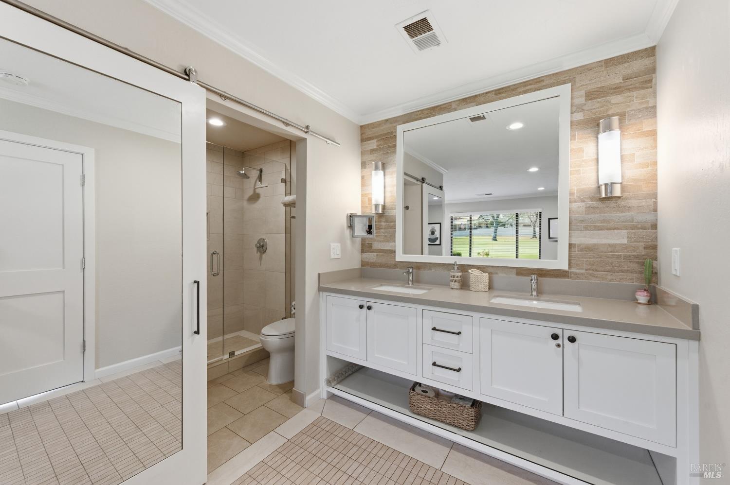 Detail Gallery Image 35 of 56 For 868 Oak Leaf Way, Napa,  CA 94558 - 2 Beds | 2 Baths