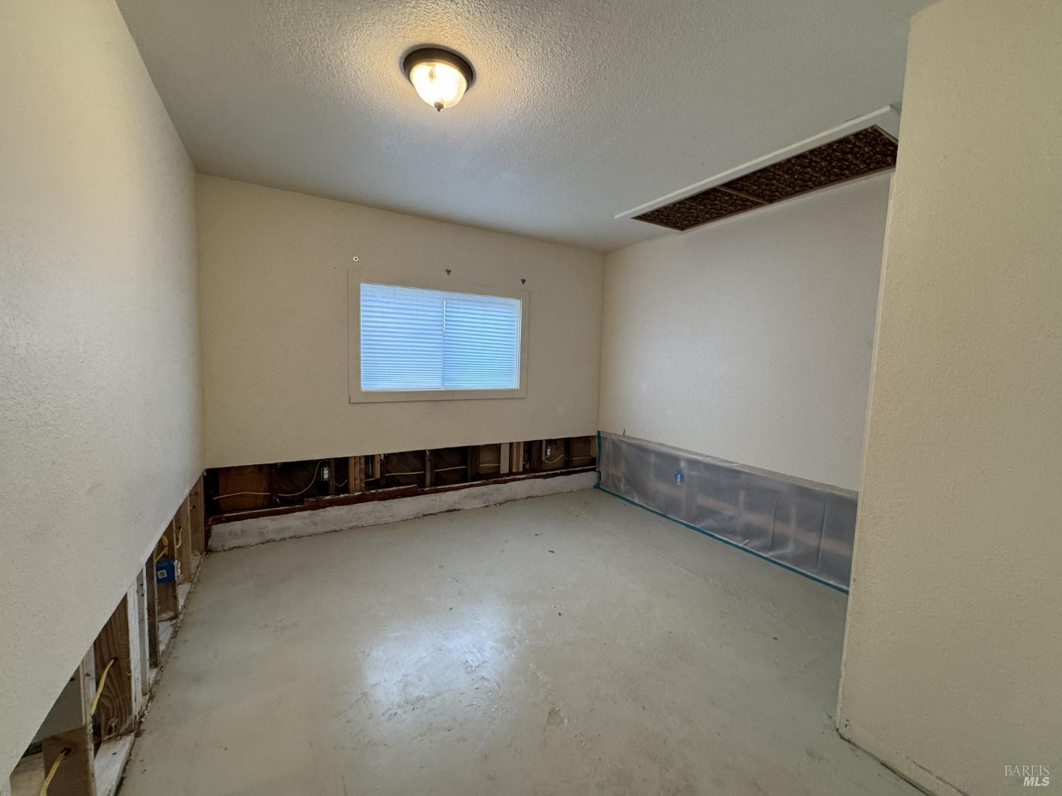 Detail Gallery Image 12 of 30 For 210 S Mcpherson St, Fort Bragg,  CA 95437 - 2 Beds | 1 Baths