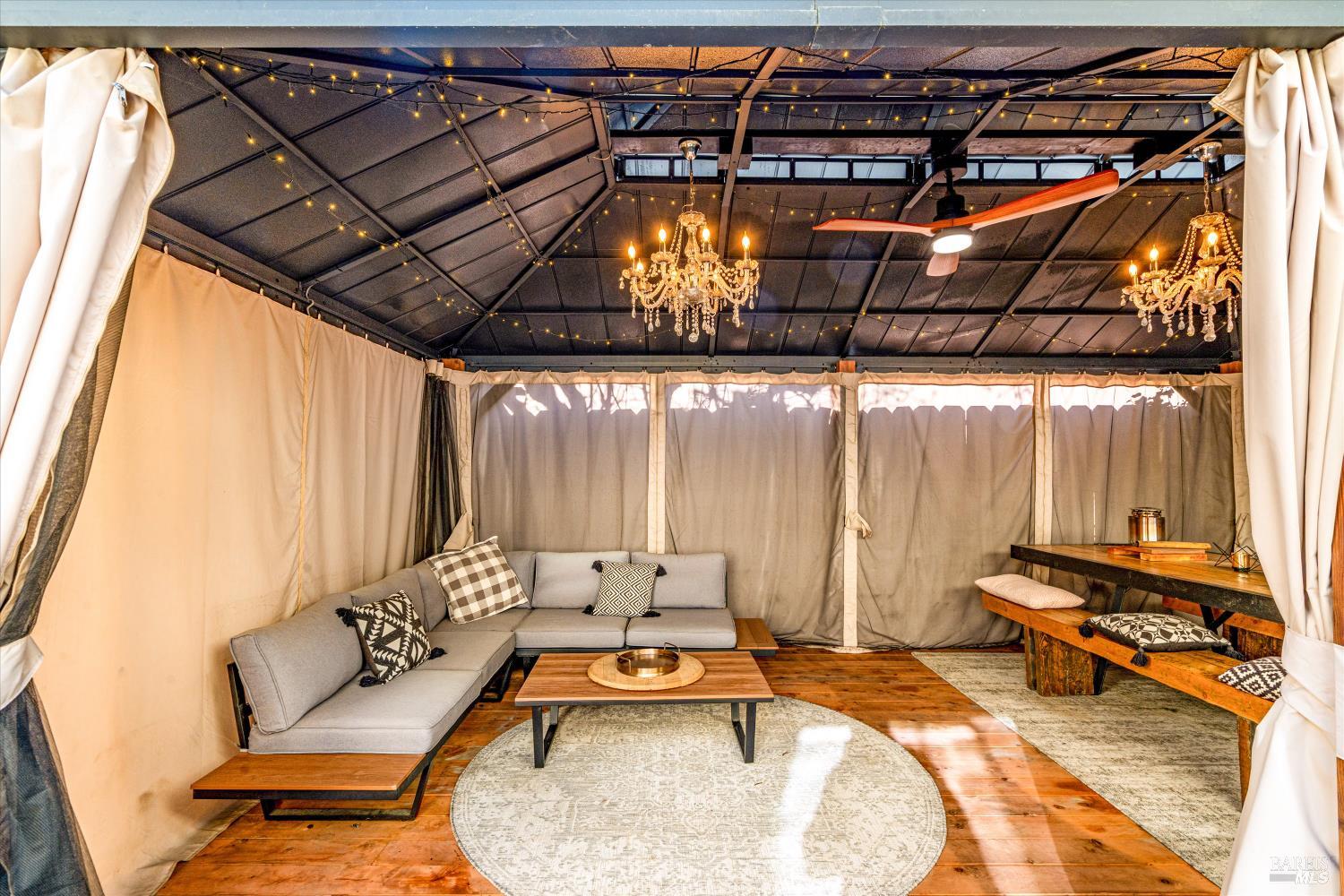 Detail Gallery Image 21 of 31 For 1145 Alta Ave, Napa,  CA 94559 - 3 Beds | 1 Baths