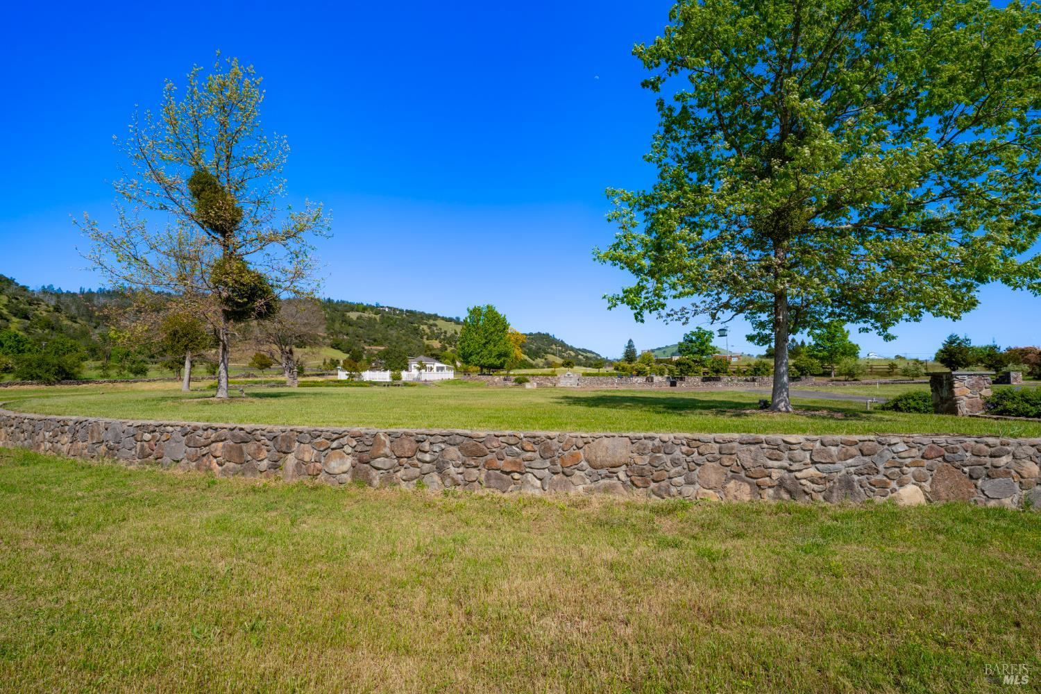 Detail Gallery Image 27 of 52 For 416 Royal Meadows Ct, Santa Rosa,  CA 95404 - 2 Beds | 2 Baths