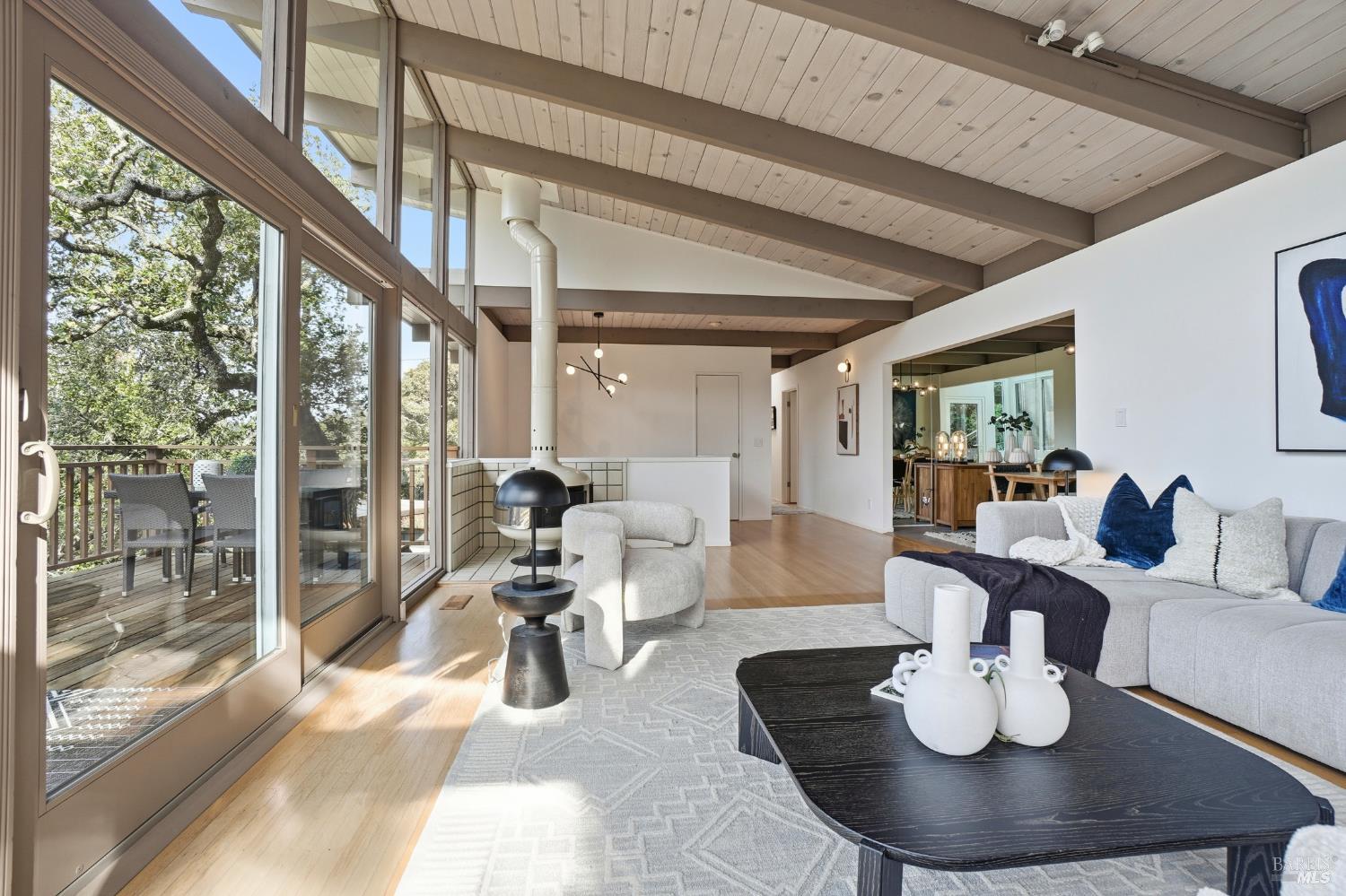 Detail Gallery Image 5 of 46 For 316 Rydal Ave, Mill Valley,  CA 94941 - 4 Beds | 3 Baths