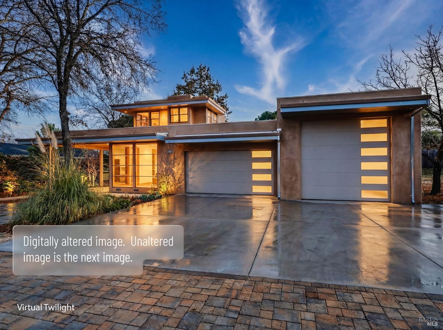 Detail Gallery Image 3 of 39 For 540 S Cloverdale Blvd, Cloverdale,  CA 95425 - 2 Beds | 2 Baths