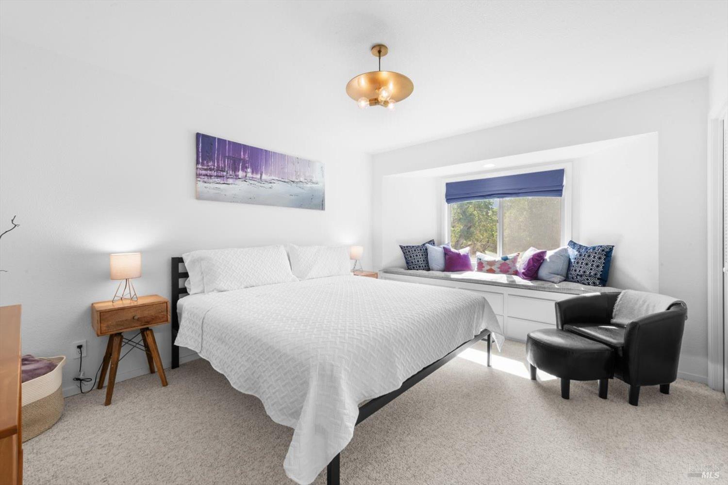 Detail Gallery Image 21 of 30 For 5860 Sharp Rd, Calistoga,  CA 94515 - 4 Beds | 4 Baths