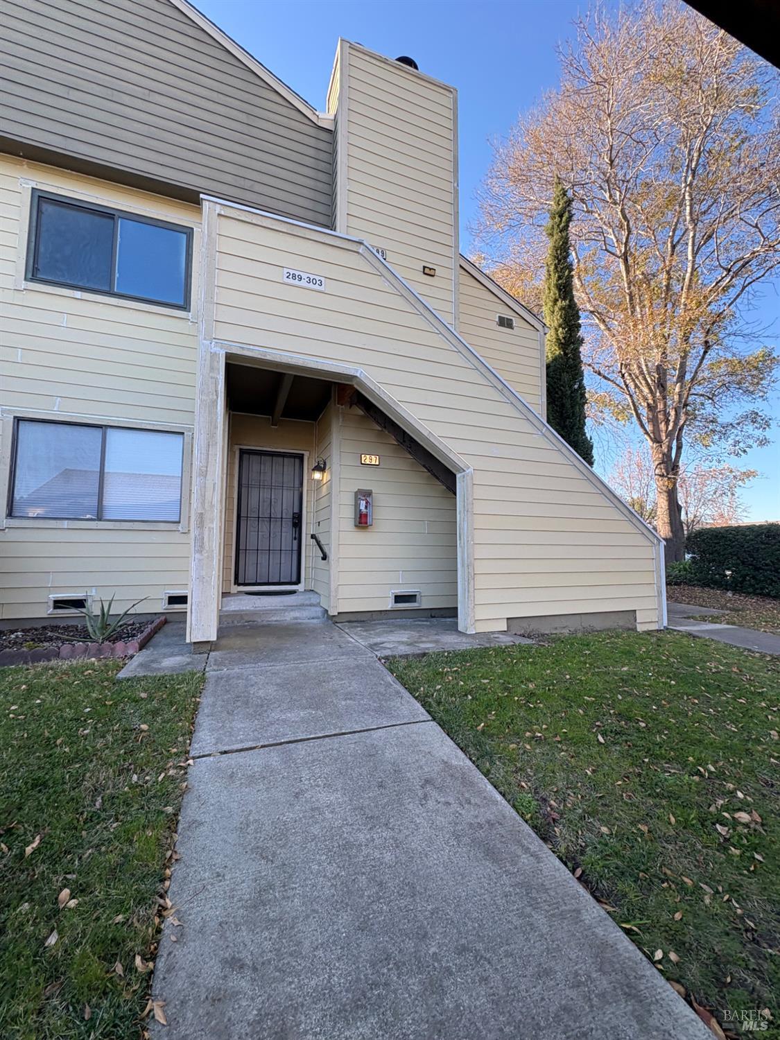 Front Image Thumbnail for BA326008561