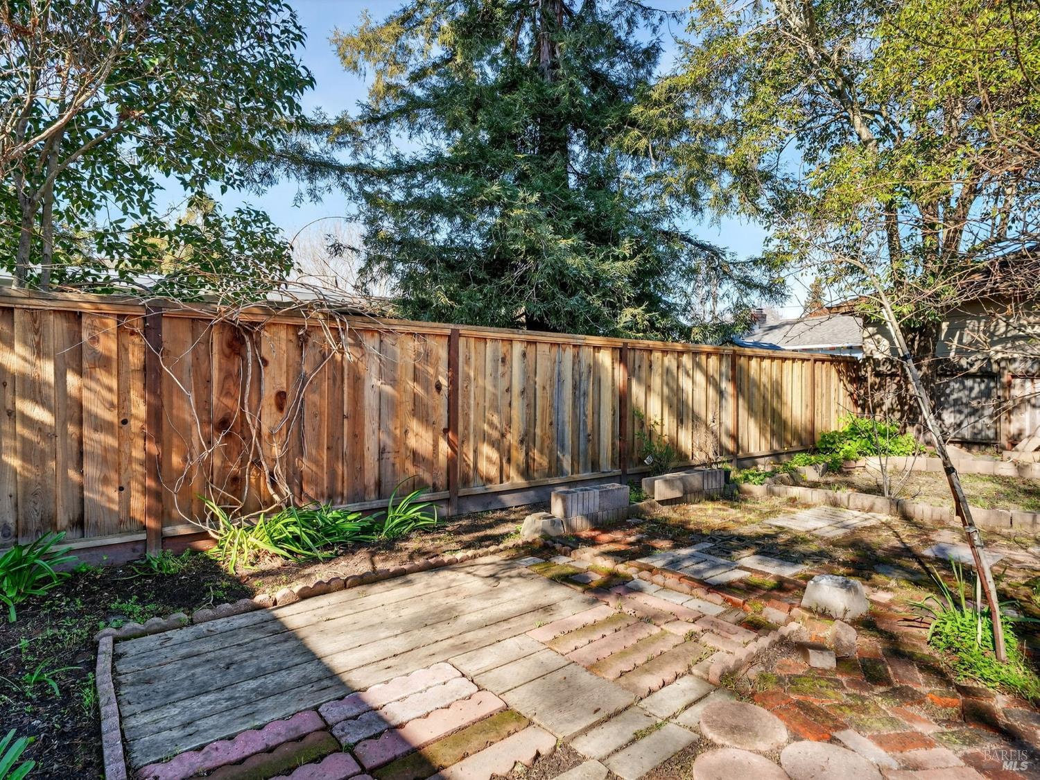 Detail Gallery Image 18 of 20 For 321 Roosevelt St, Napa,  CA 94558 - 2 Beds | 1 Baths