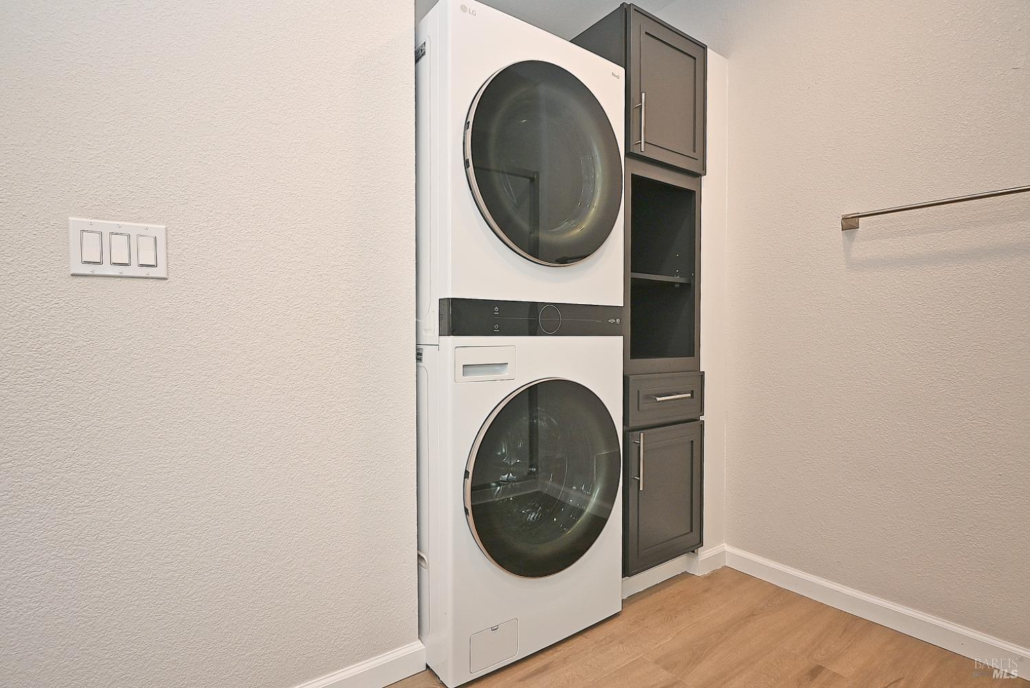 Detail Gallery Image 36 of 48 For 2610 Pacheco Blvd, Martinez,  CA 94553 - 2 Beds | 1 Baths