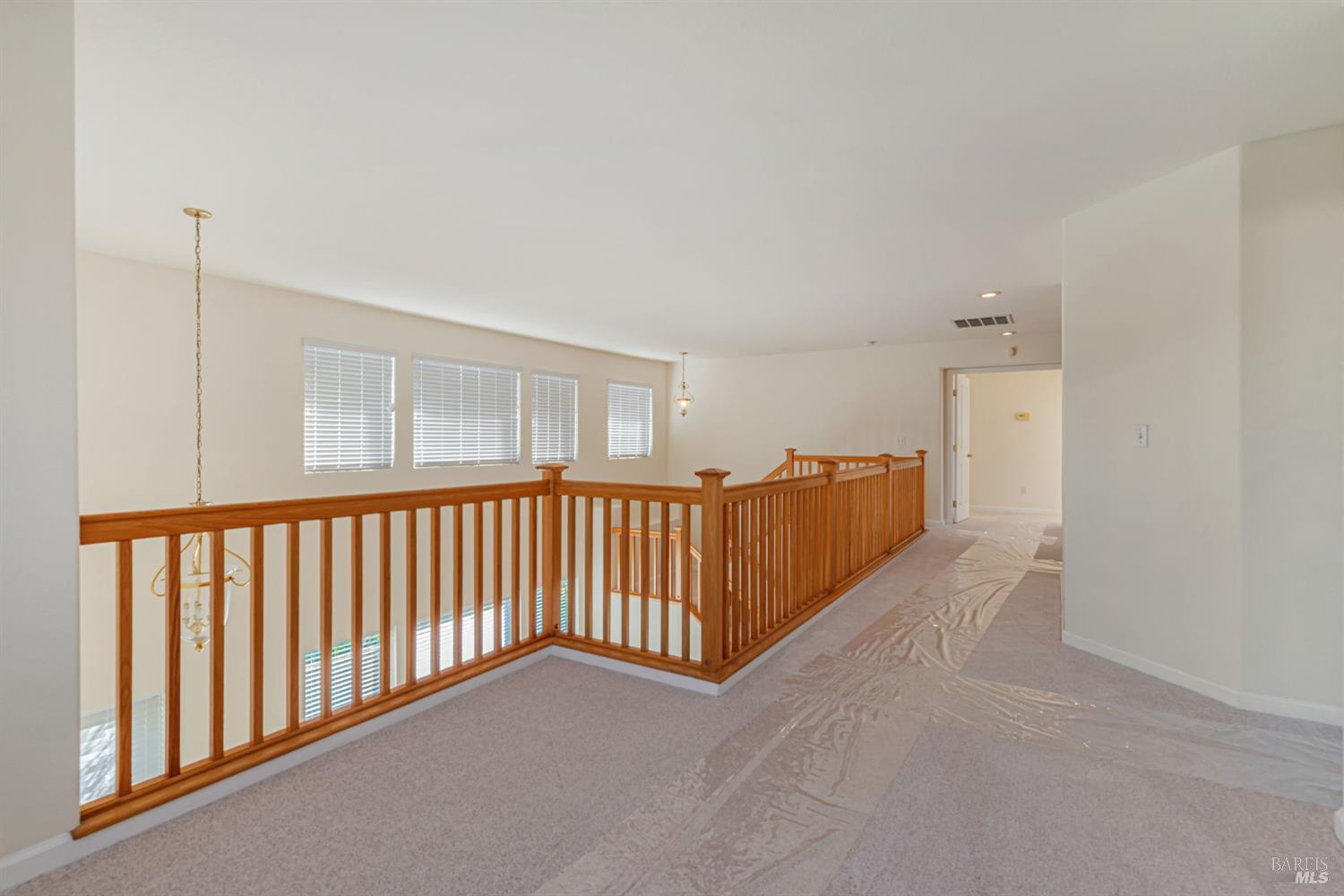 Detail Gallery Image 14 of 49 For 6206 Pebble Beach Dr, Vallejo,  CA 94591 - 5 Beds | 4 Baths