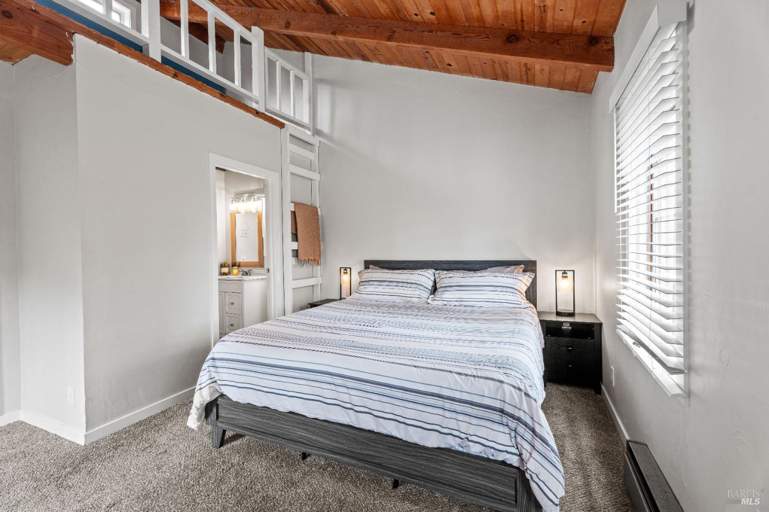 Detail Gallery Image 11 of 28 For 15741 Forest View Rd, Manchester,  CA 95459 - 3 Beds | 2 Baths