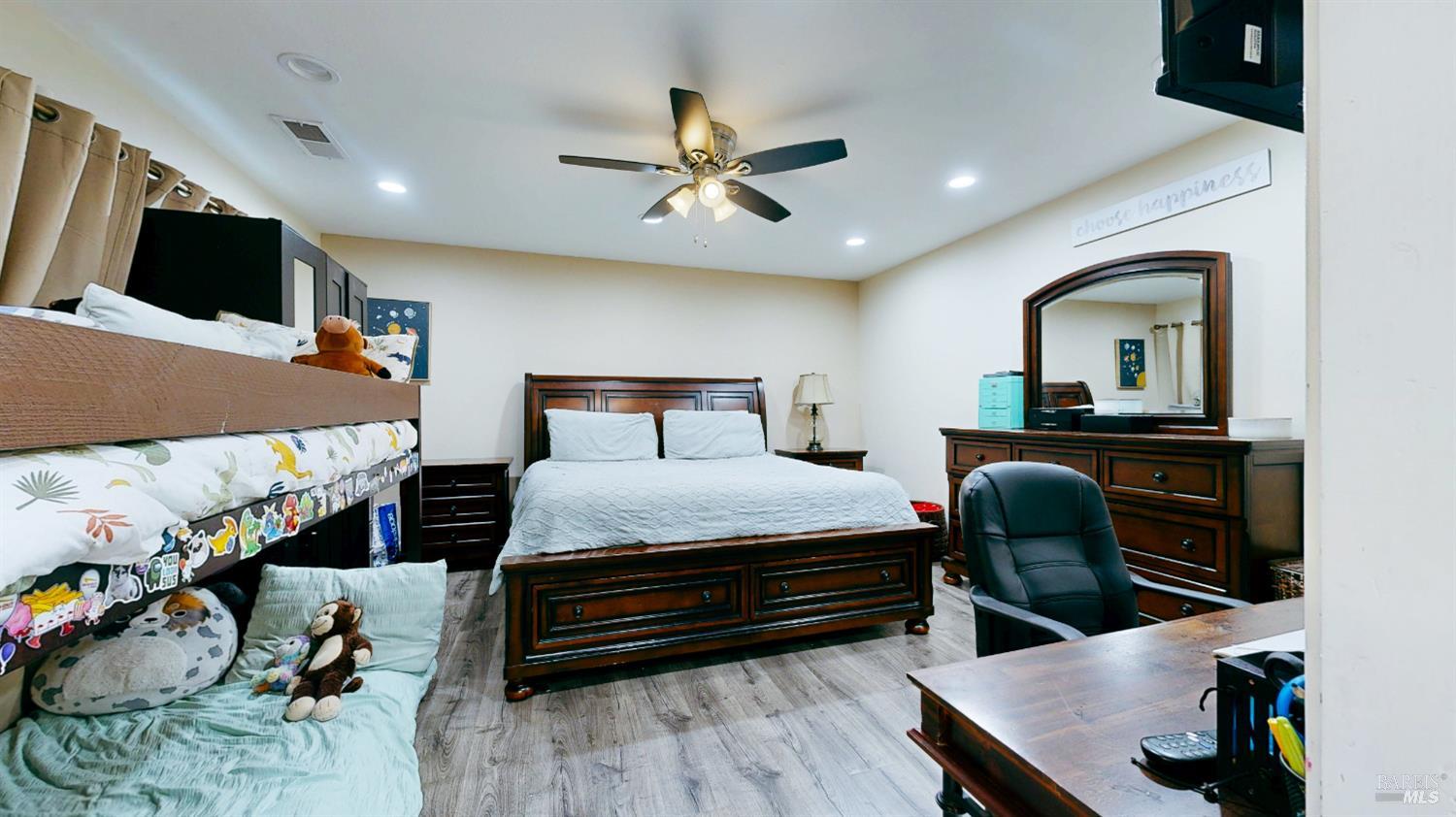 Detail Gallery Image 40 of 99 For 380 Irwin Ln, Santa Rosa,  CA 95401 - 3 Beds | 2 Baths