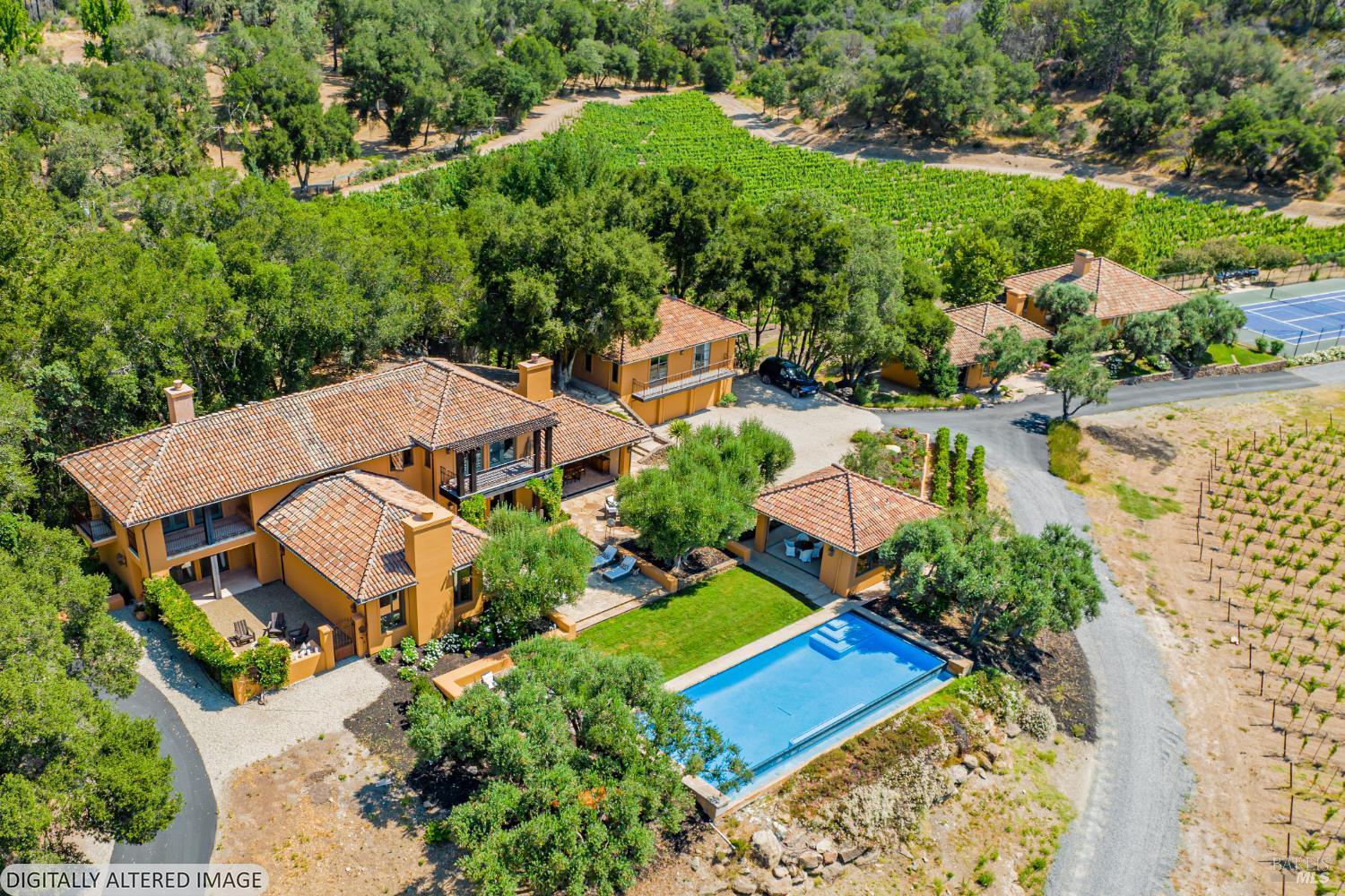 Detail Gallery Image 10 of 78 For 8320 Franz Valley Rd, Calistoga,  CA 94515 - 8 Beds | 8/2 Baths